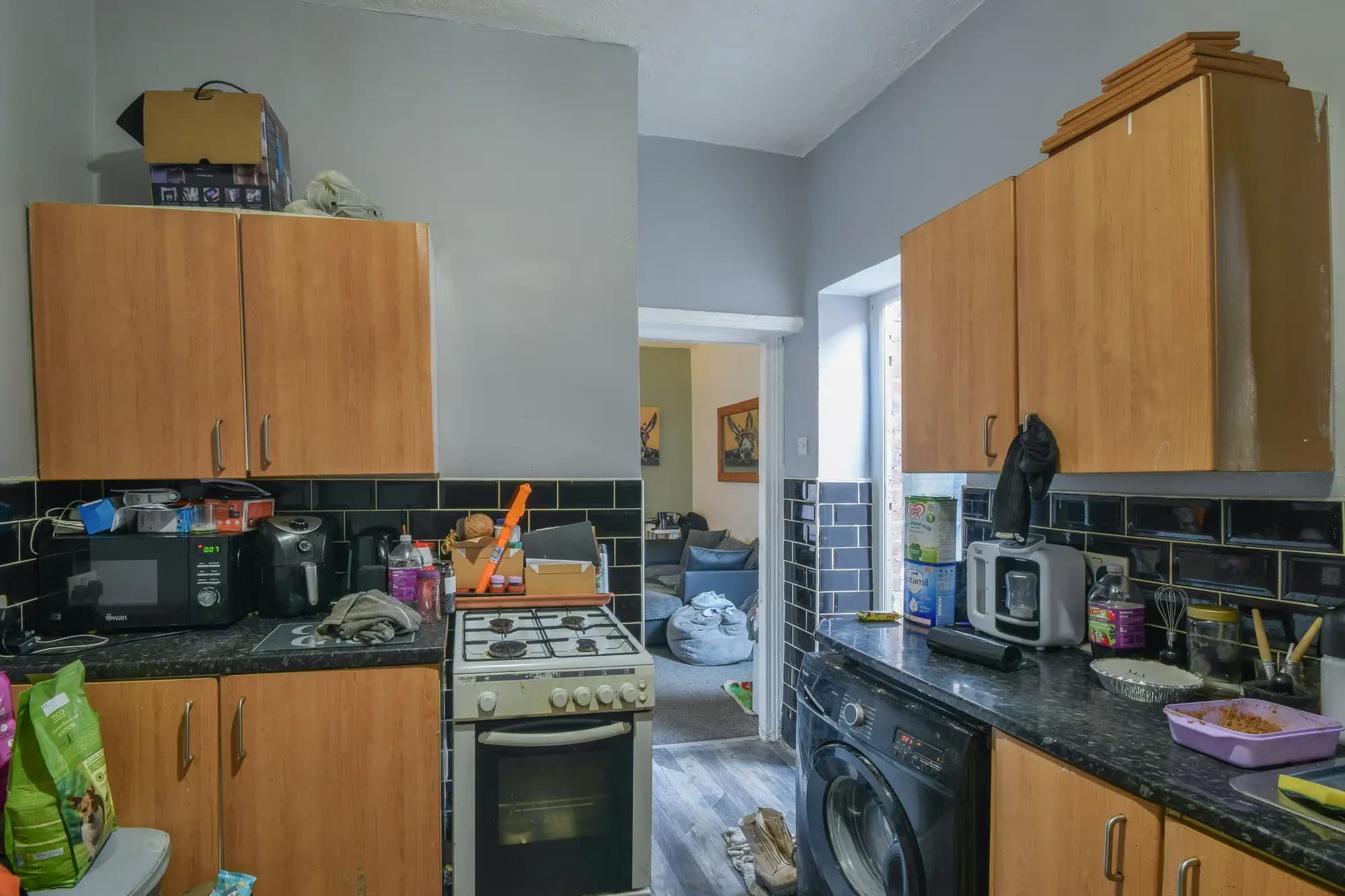 property photo 5 of 15