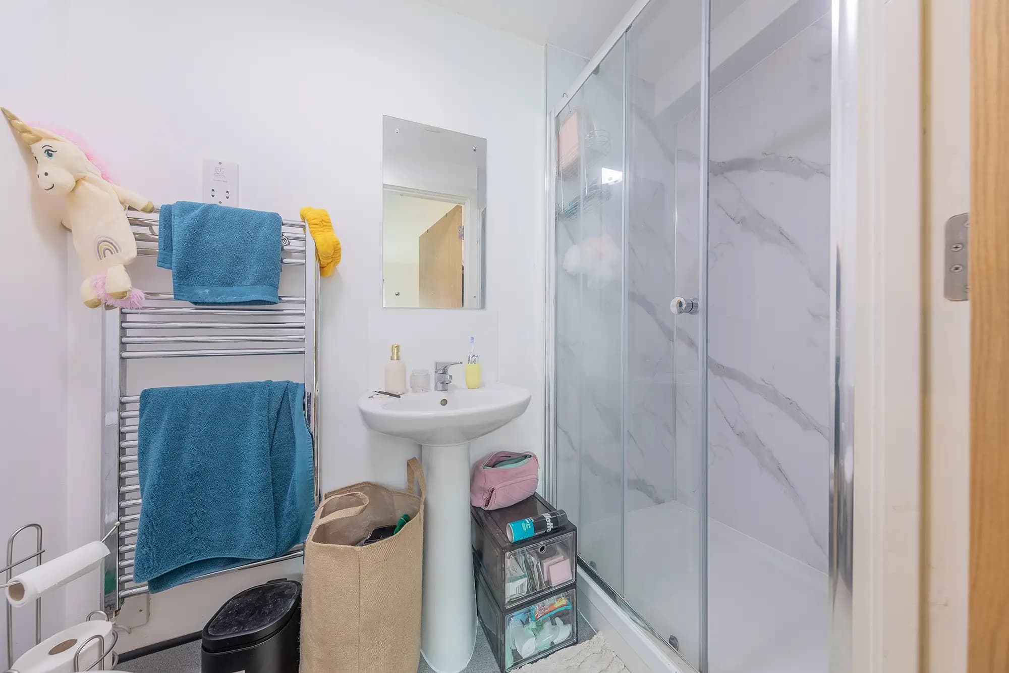 property photo 23 of 44