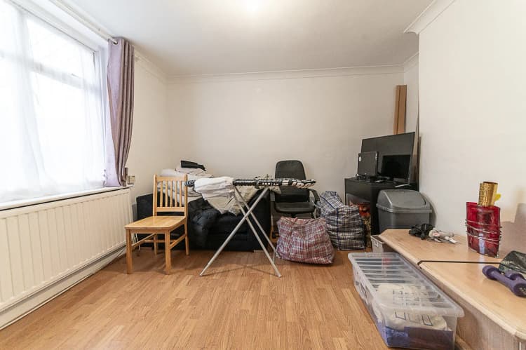 property photo 13 of 22