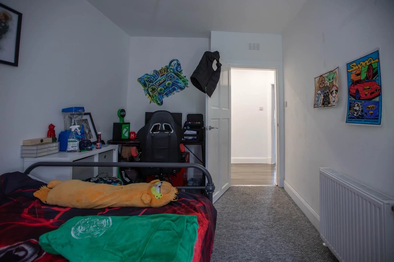property photo 13 of 23