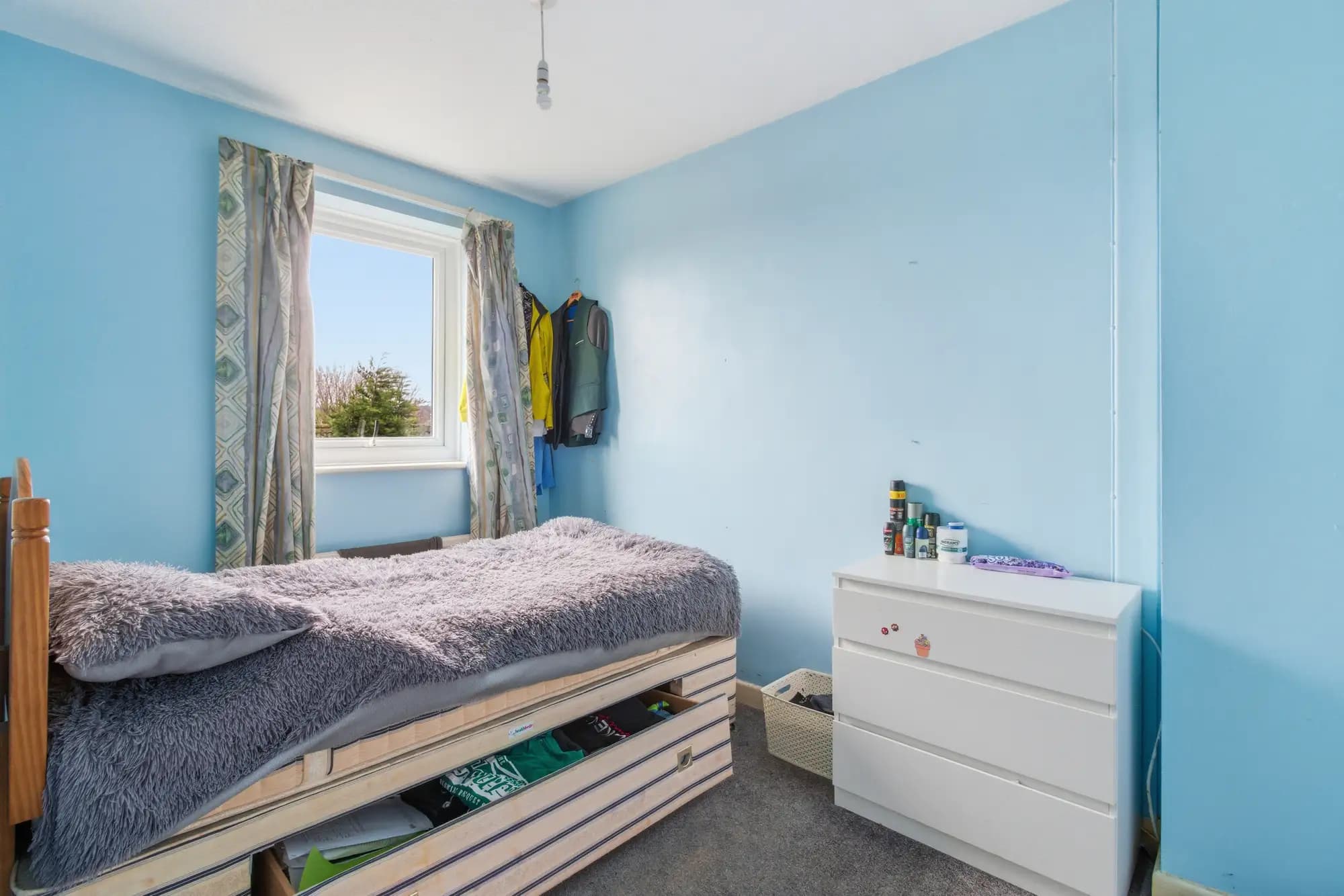 property photo 12 of 24