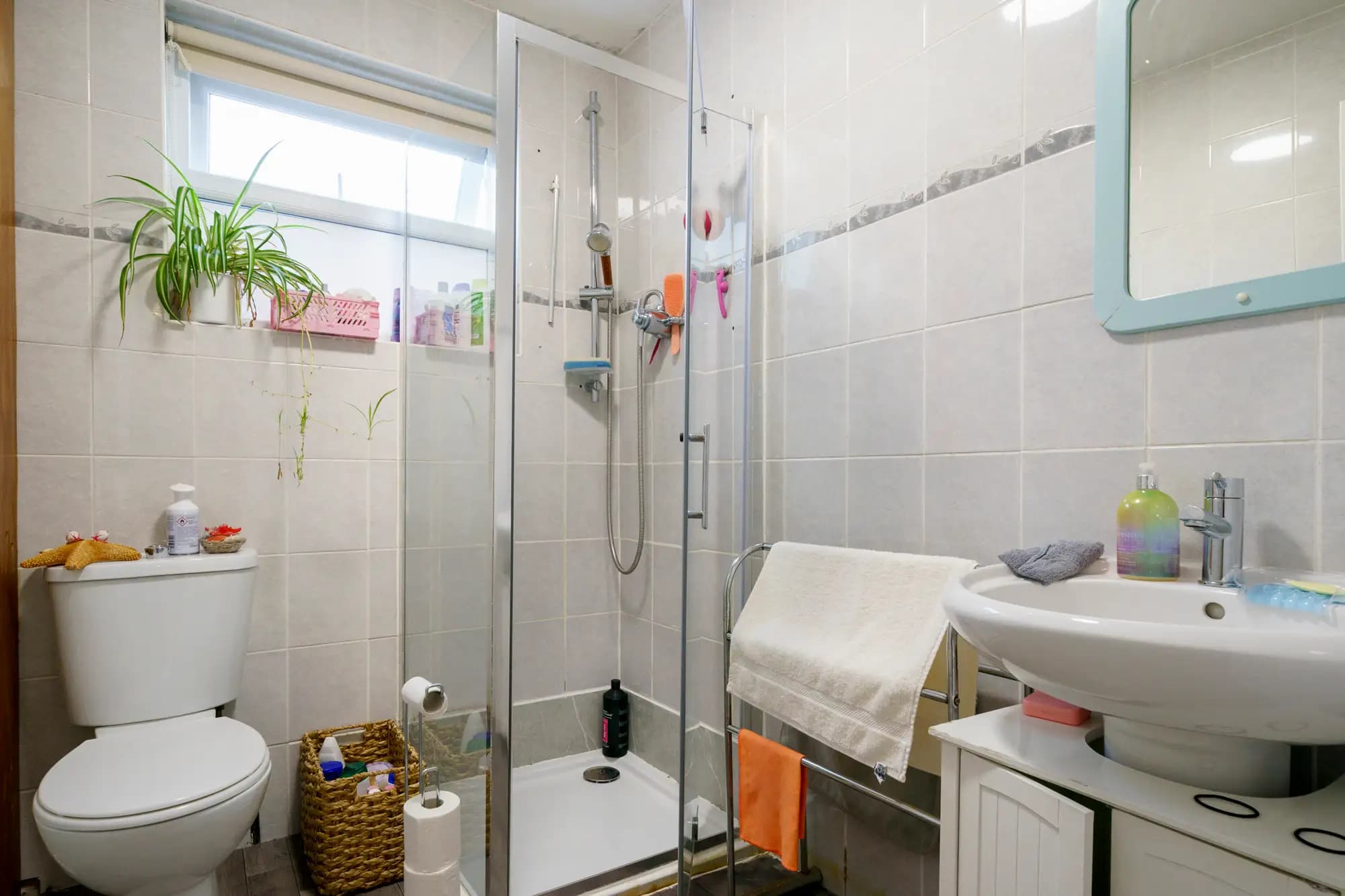property photo 14 of 32