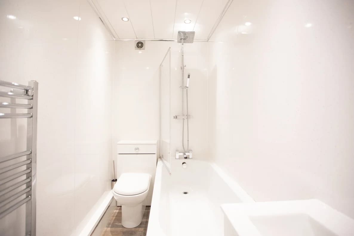 property photo 12 of 29