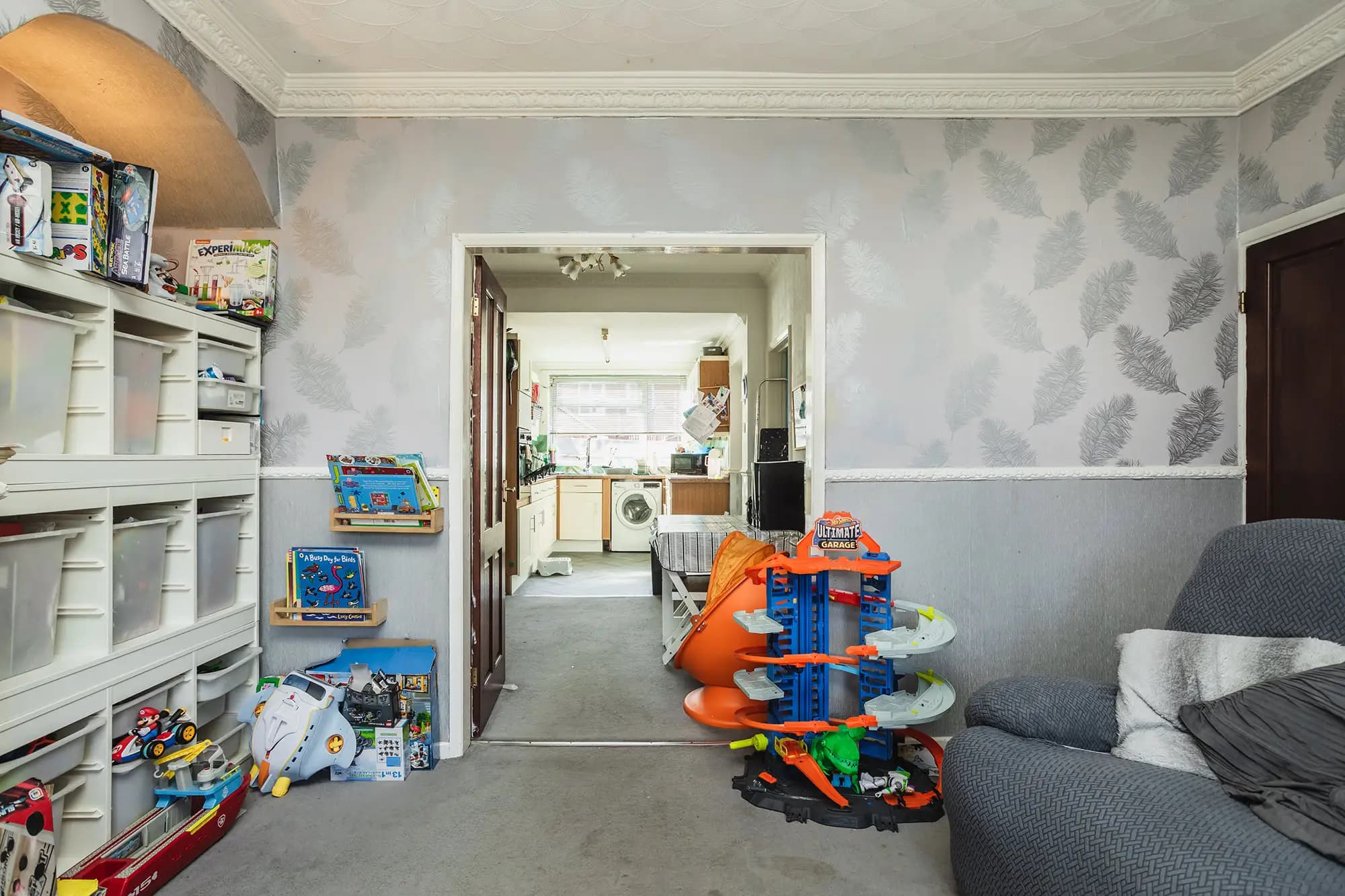 property photo 4 of 23