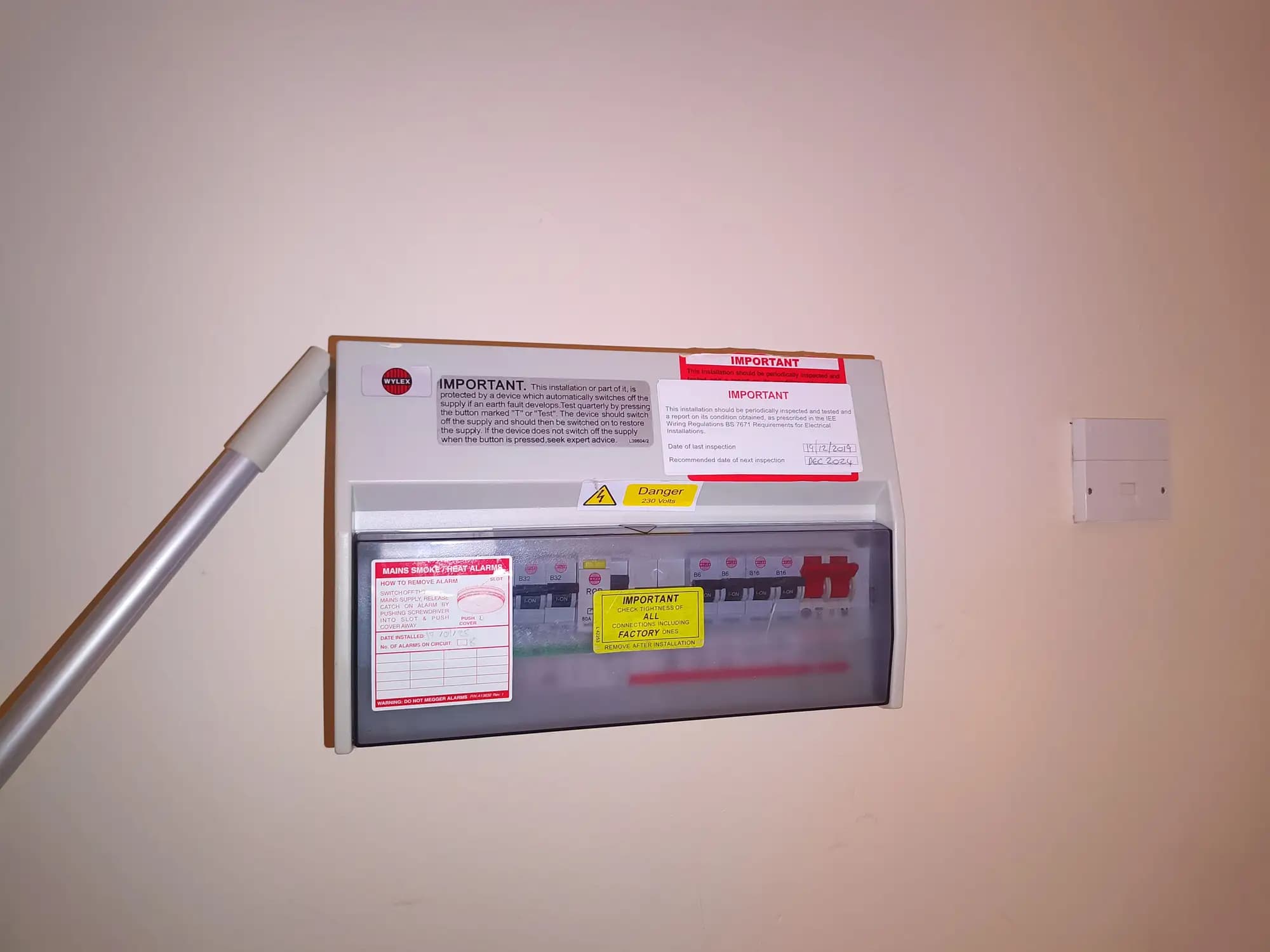 property photo 11 of 19