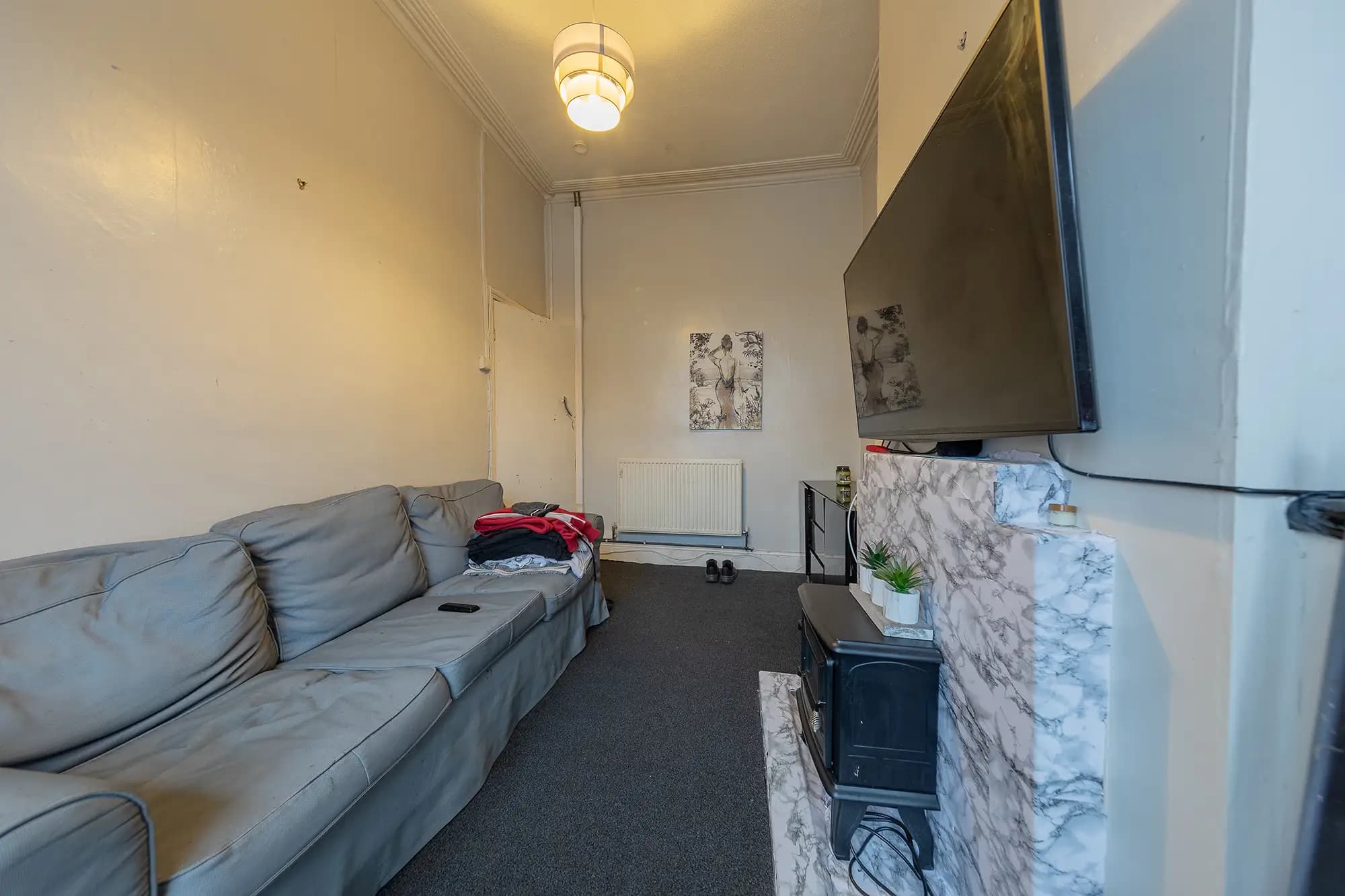 property photo 5 of 27