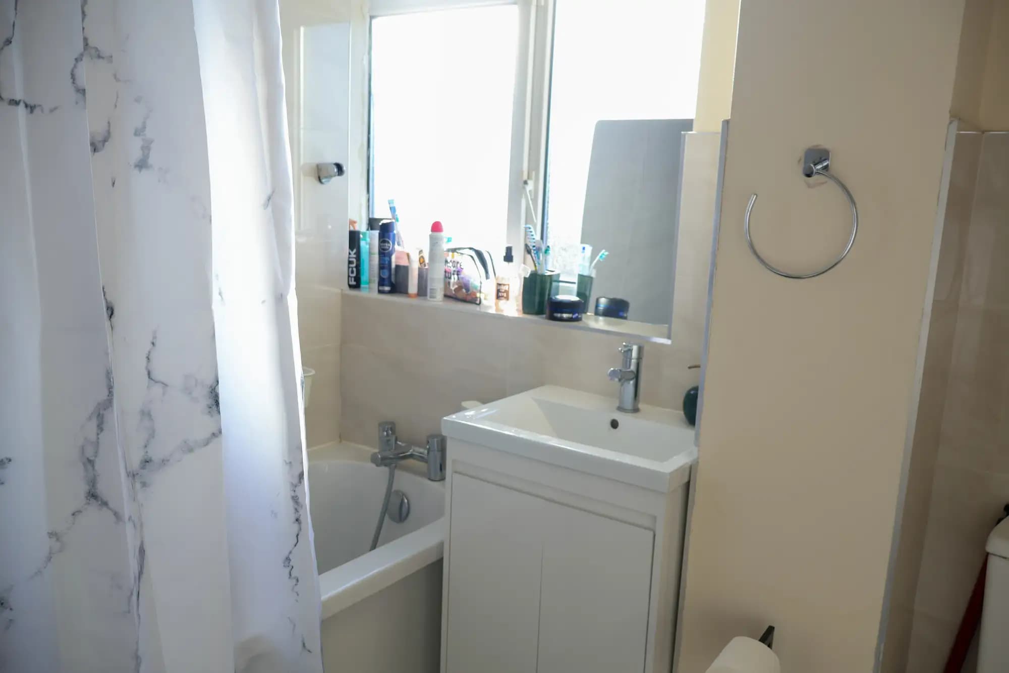 property photo 9 of 14