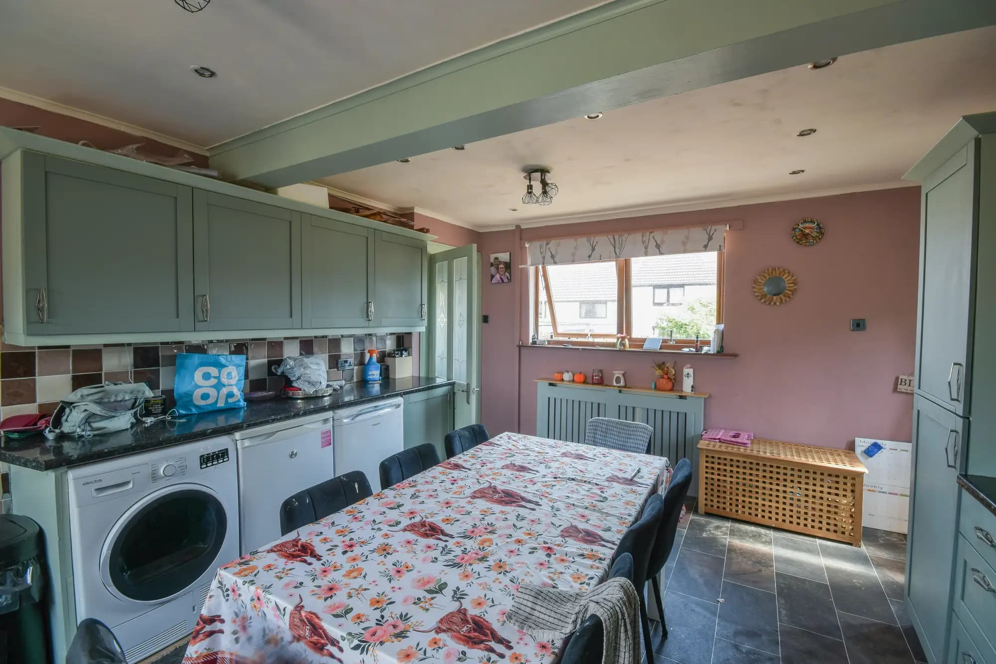 property photo 5 of 16