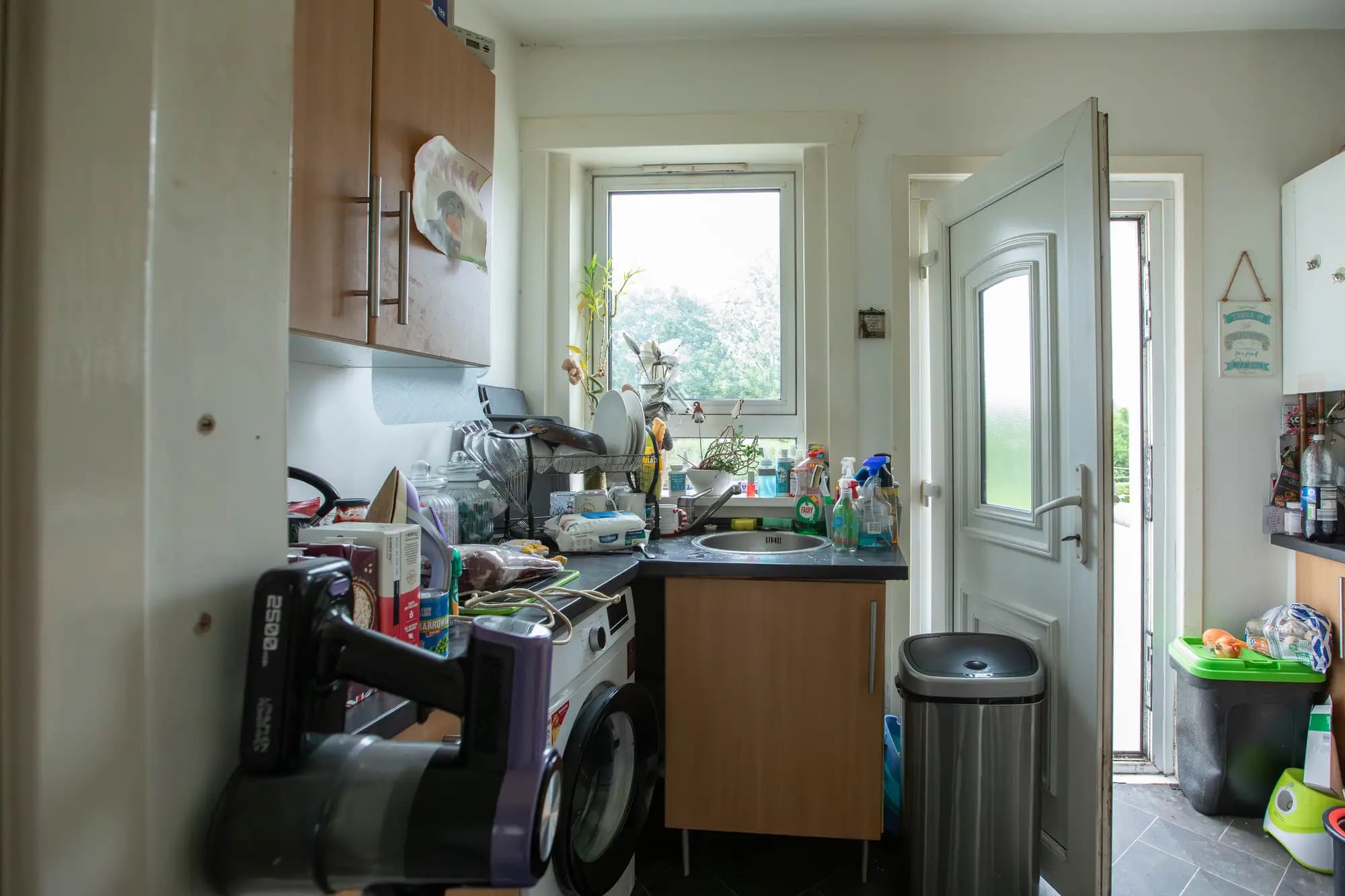 property photo 7 of 16