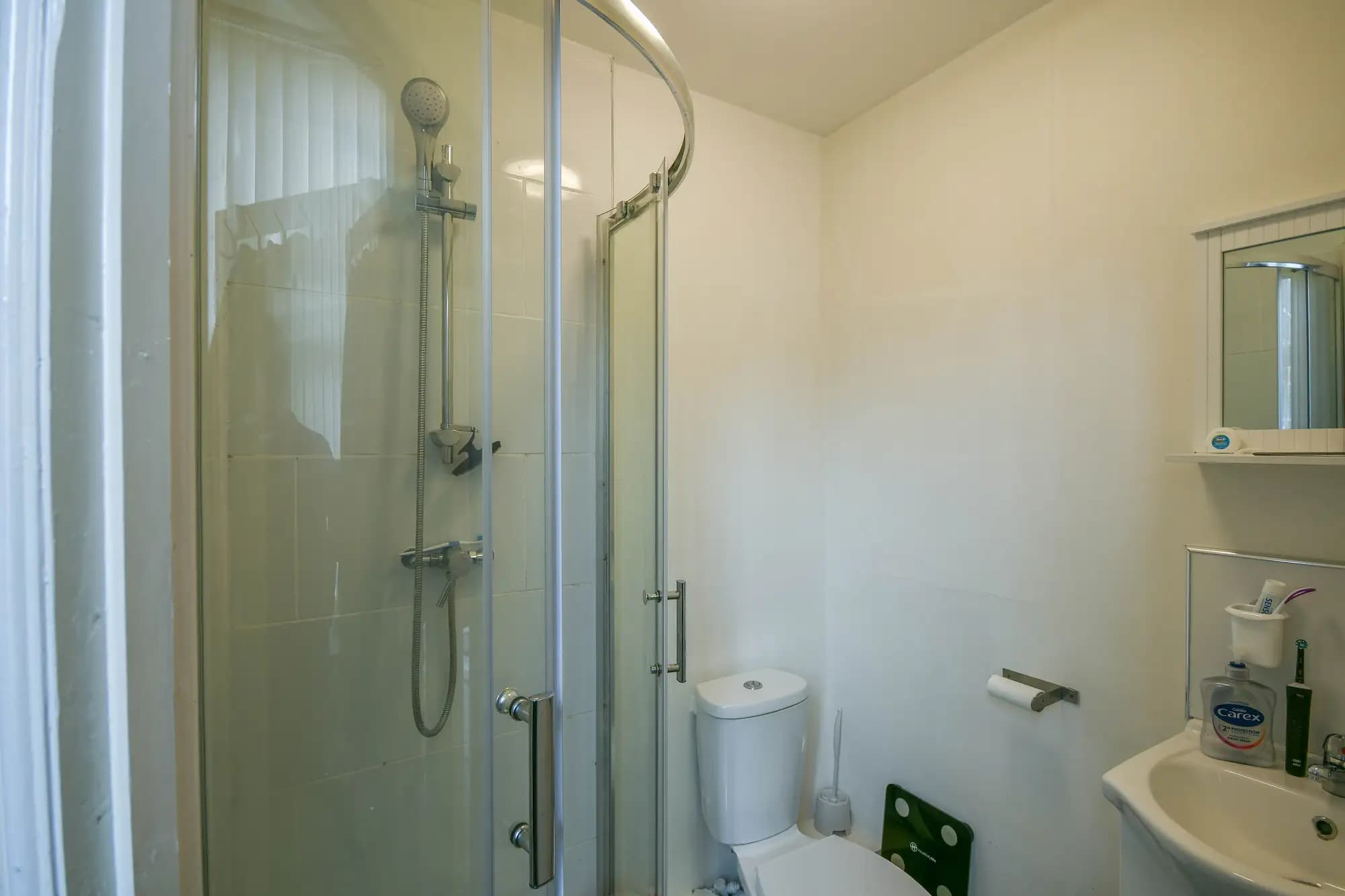 property photo 14 of 29