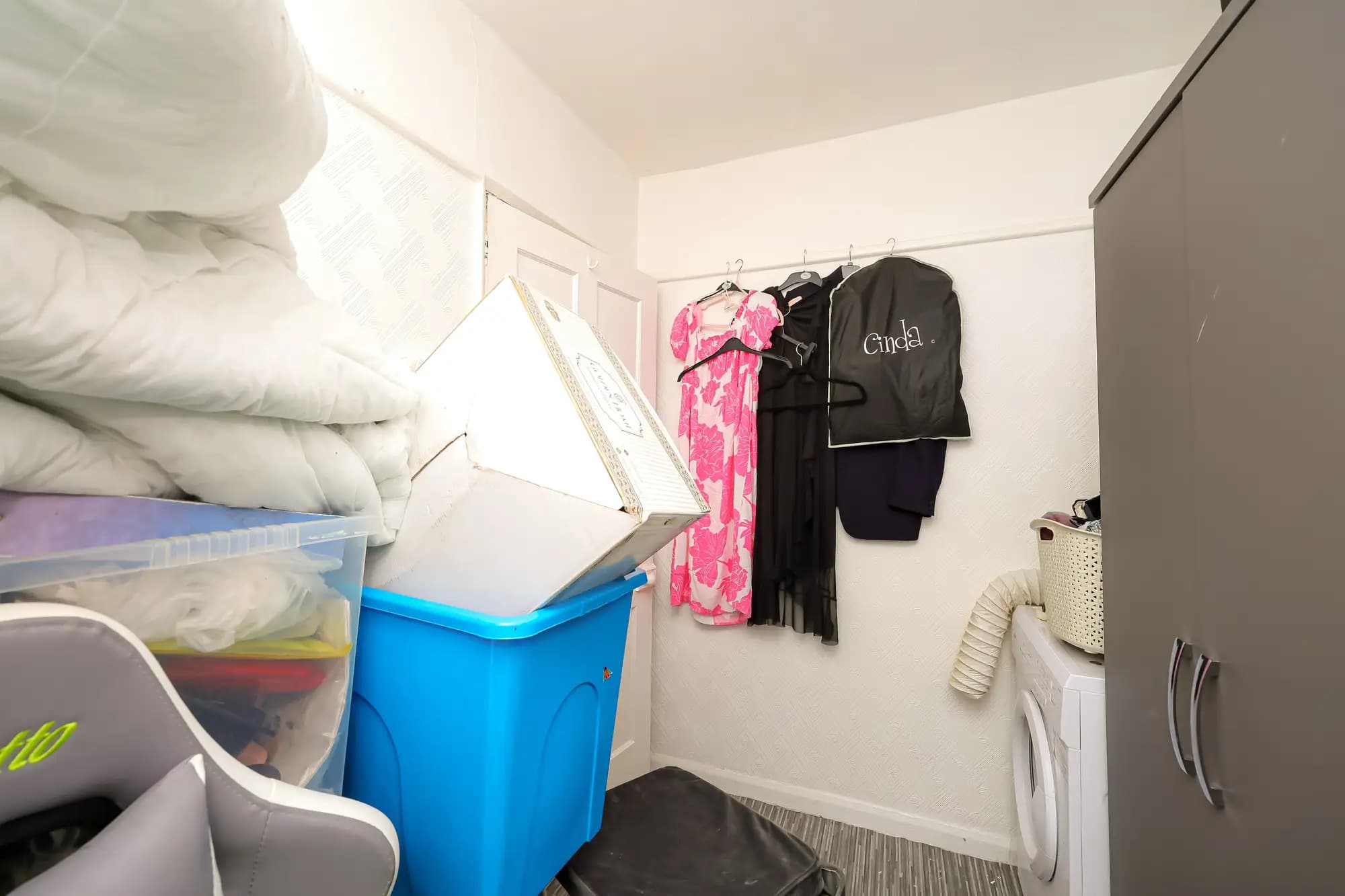 property photo 15 of 32