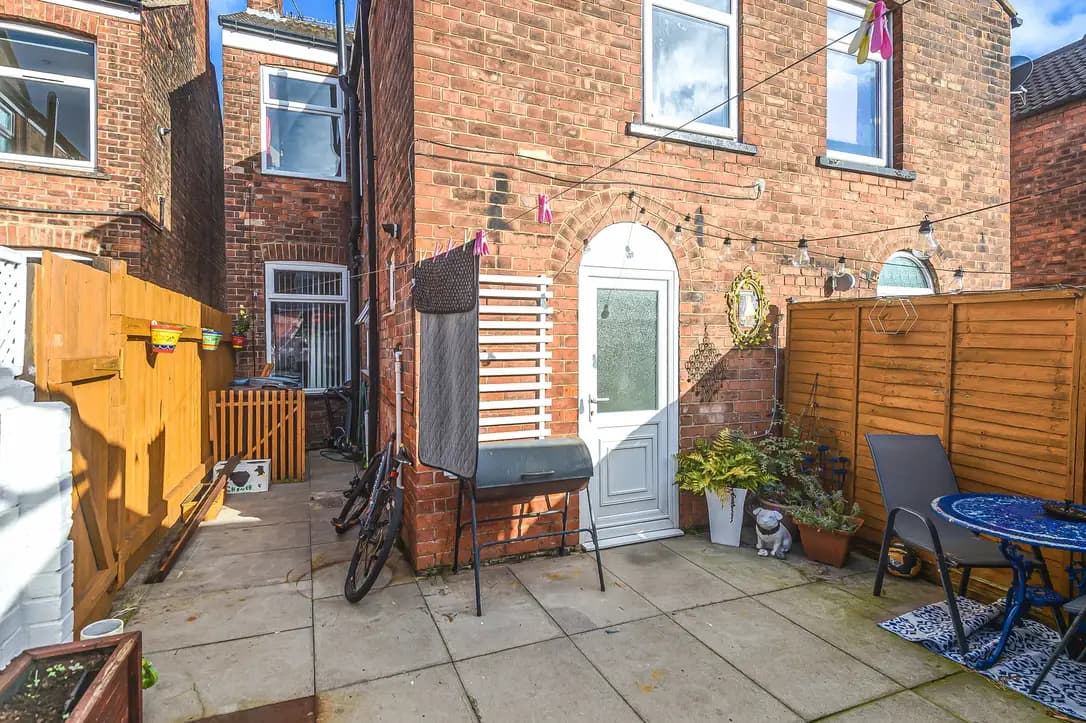 property photo 22 of 25