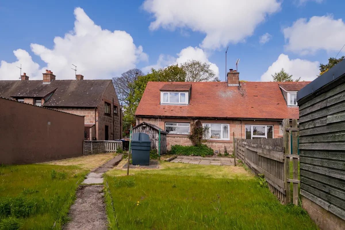 property photo 22 of 25
