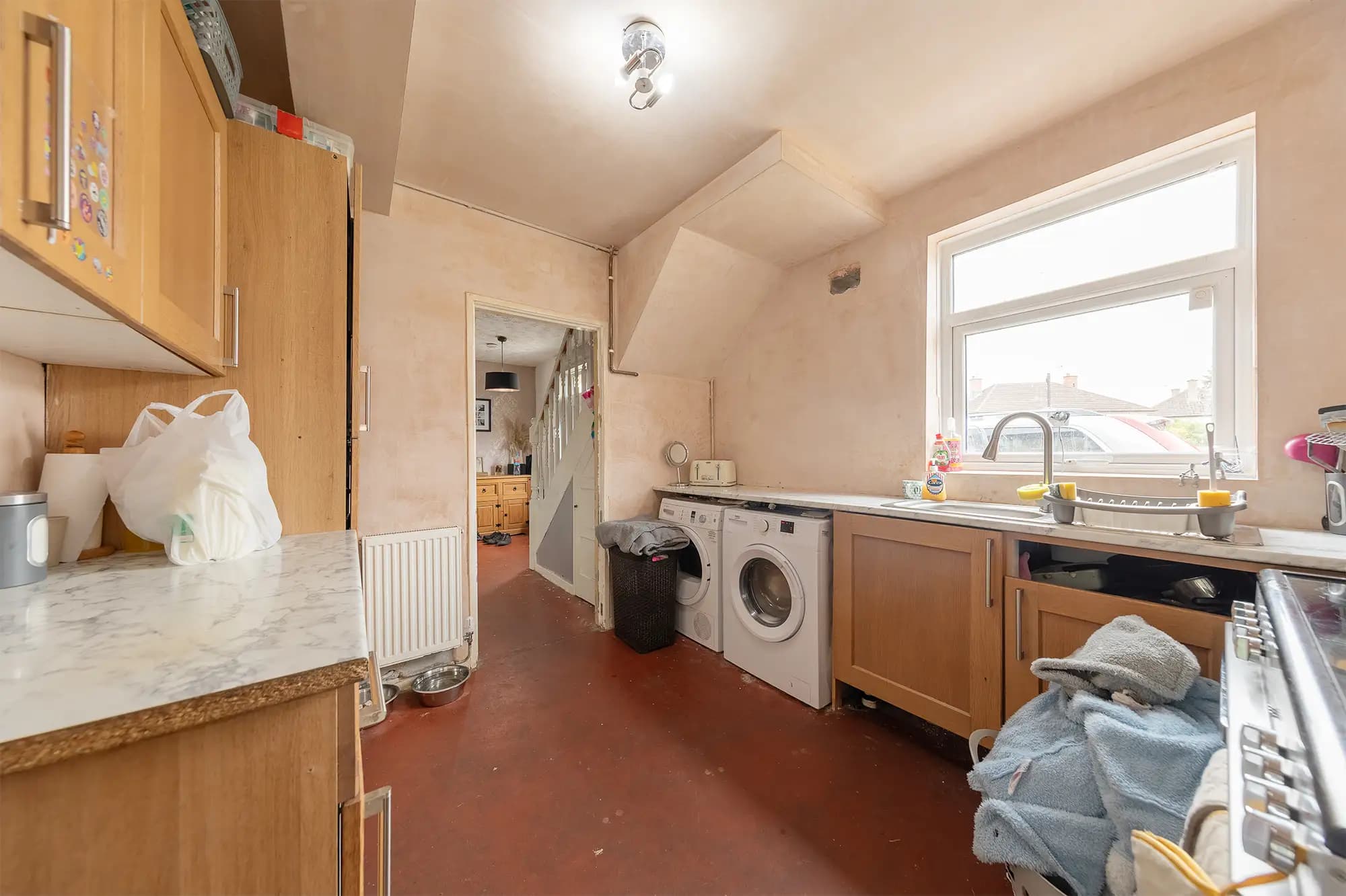 property photo 7 of 31