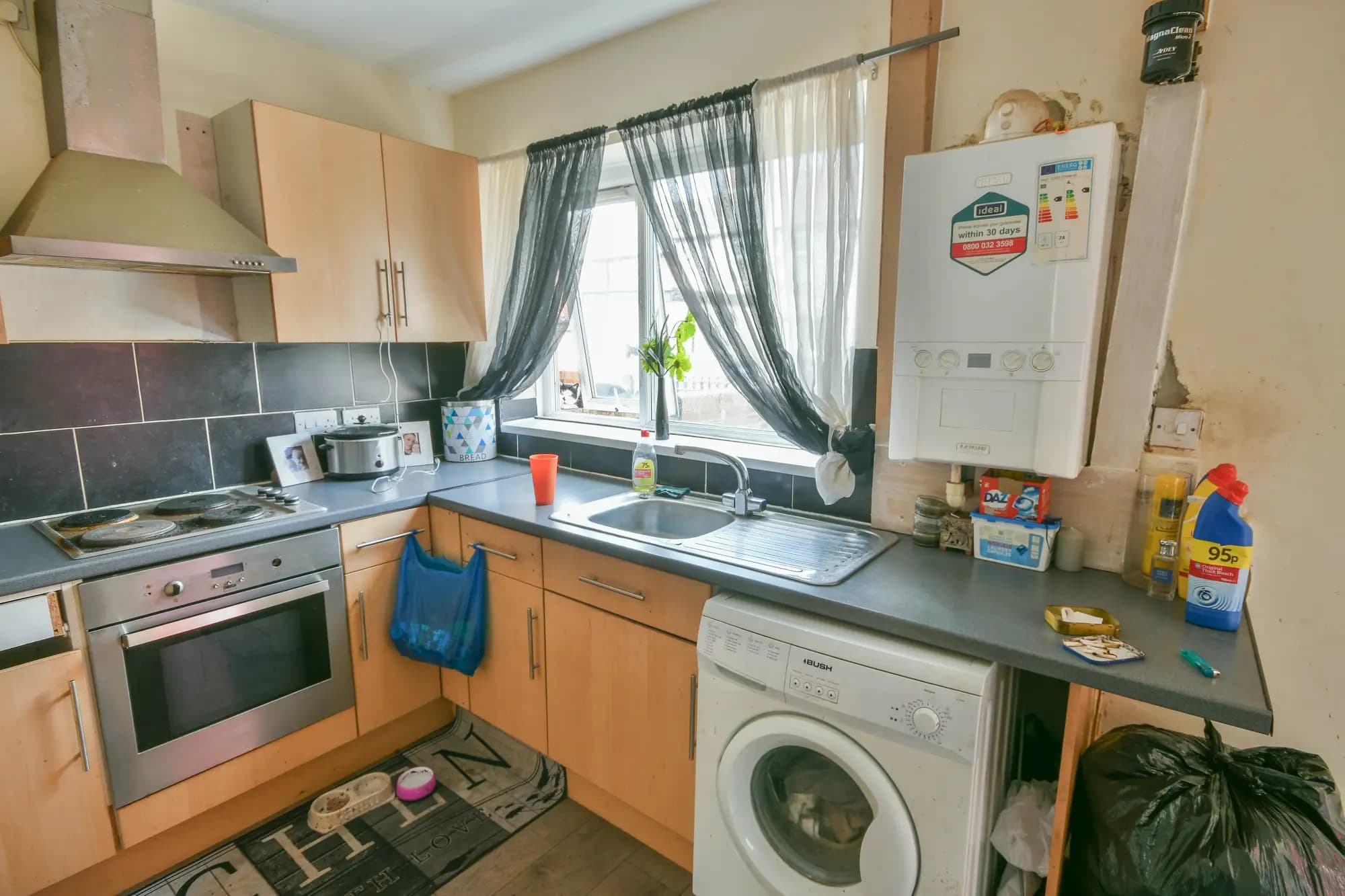 property photo 5 of 14