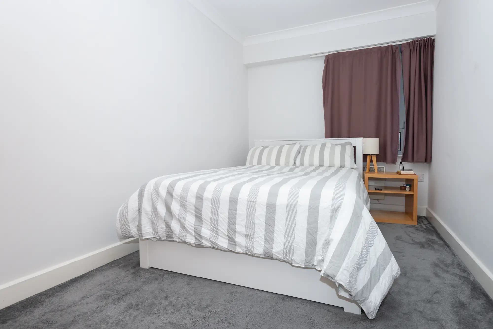 property photo 11 of 24