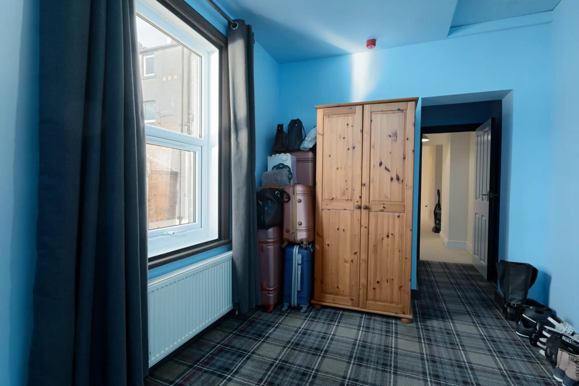 property photo 15 of 25