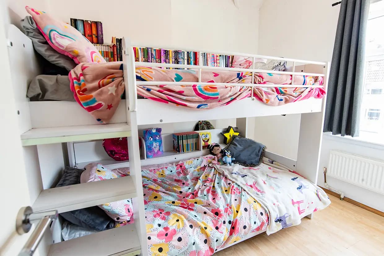 property photo 13 of 17