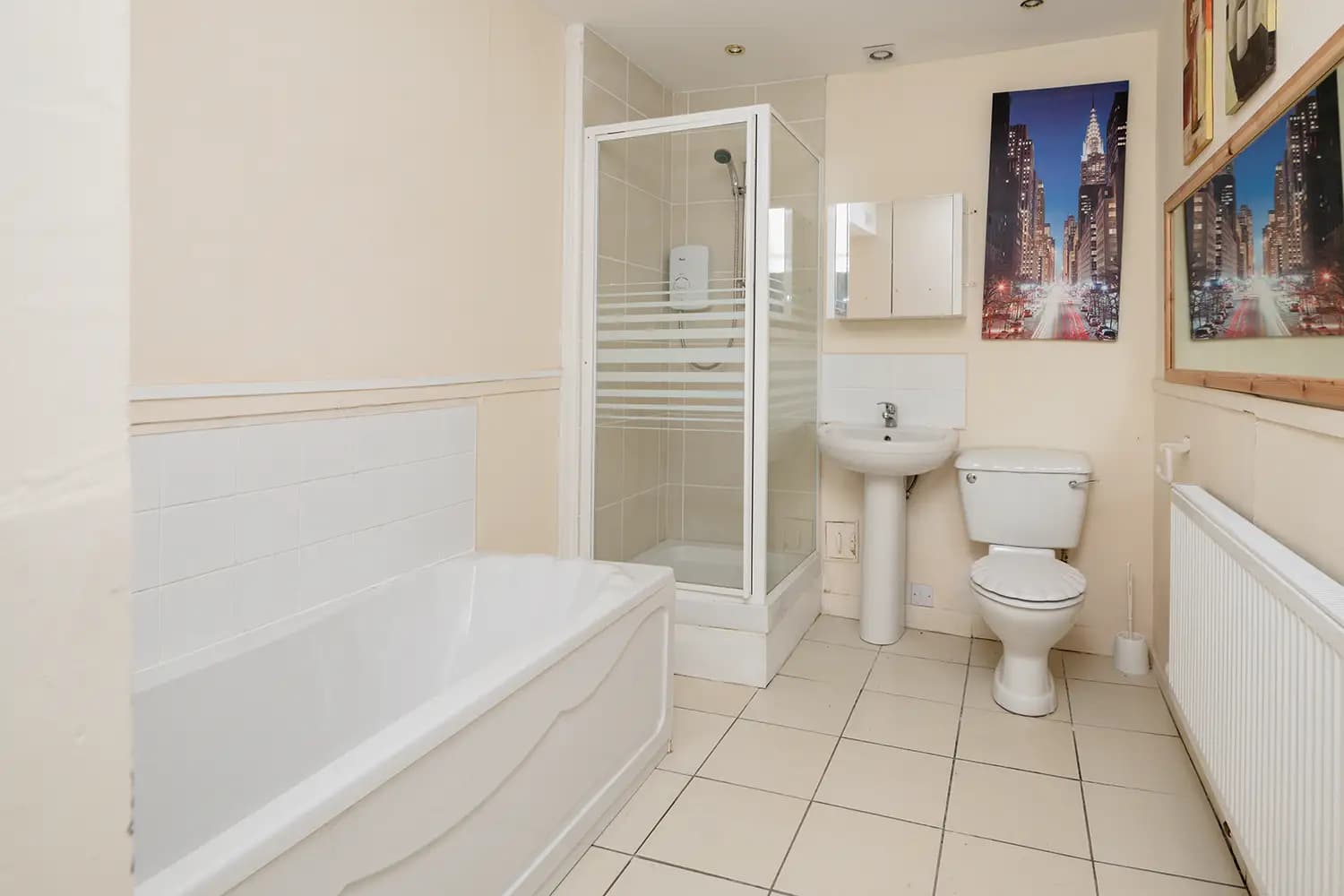 property photo 9 of 25