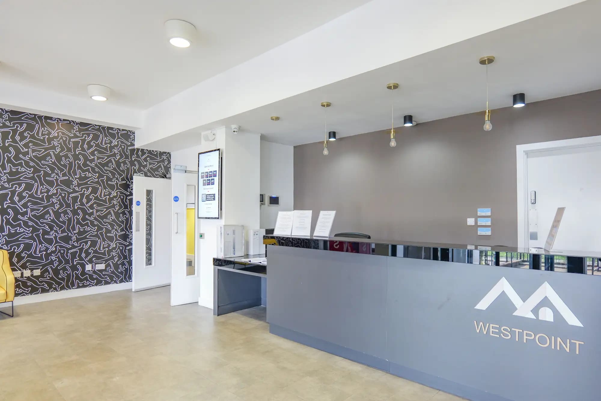 property photo 16 of 19