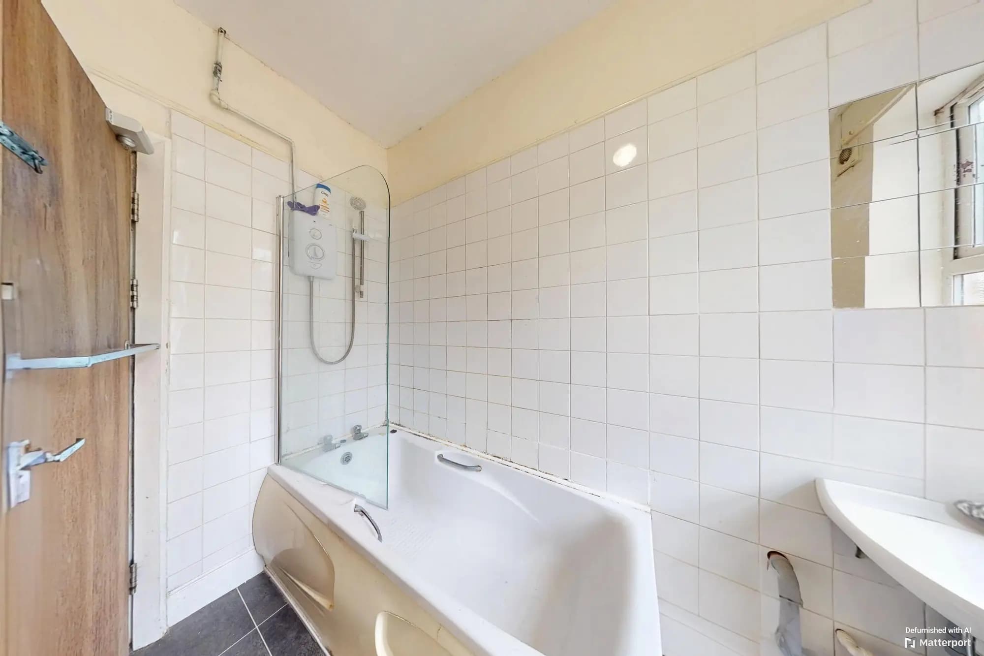 property photo 13 of 49