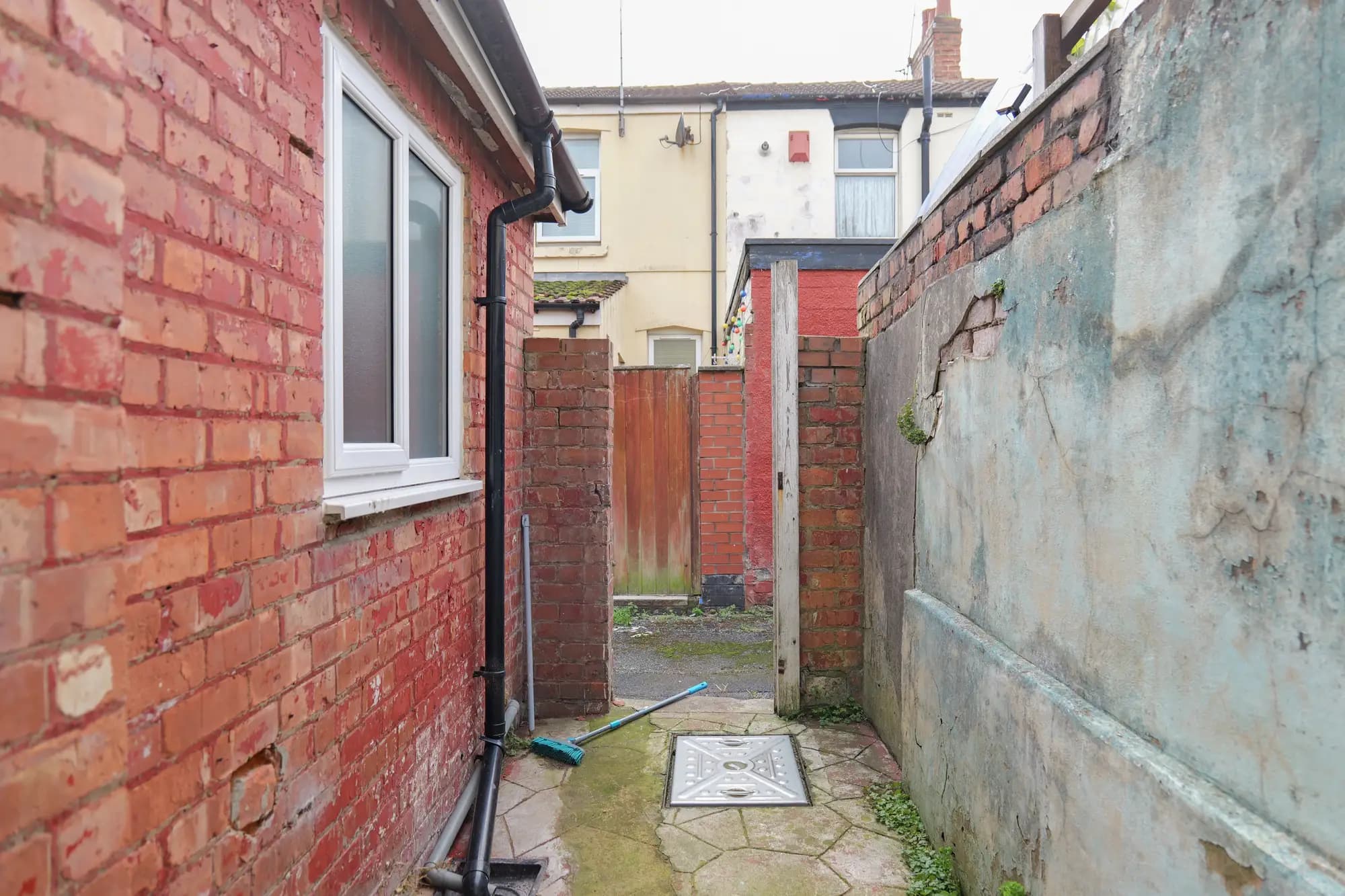 property photo 23 of 26