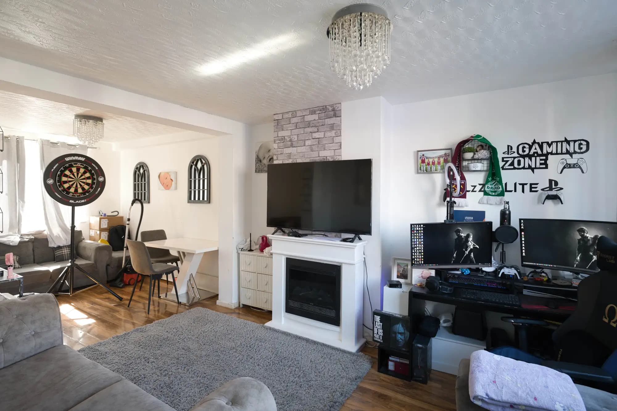 property photo 2 of 22