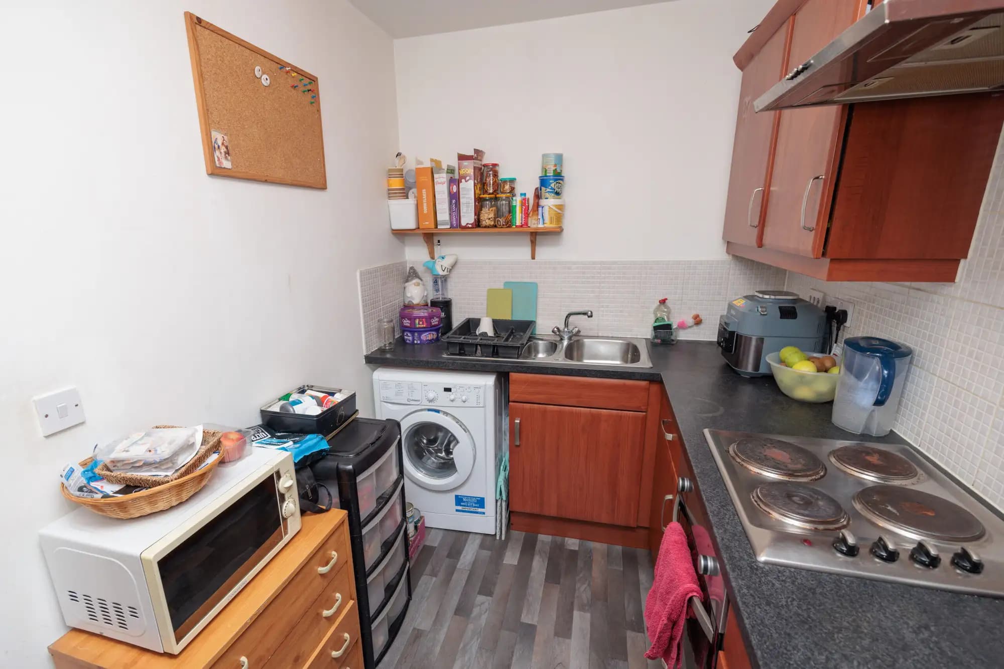 property photo 7 of 21