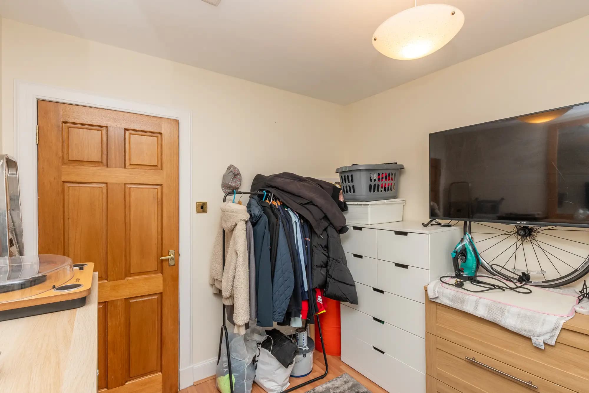 property photo 16 of 30