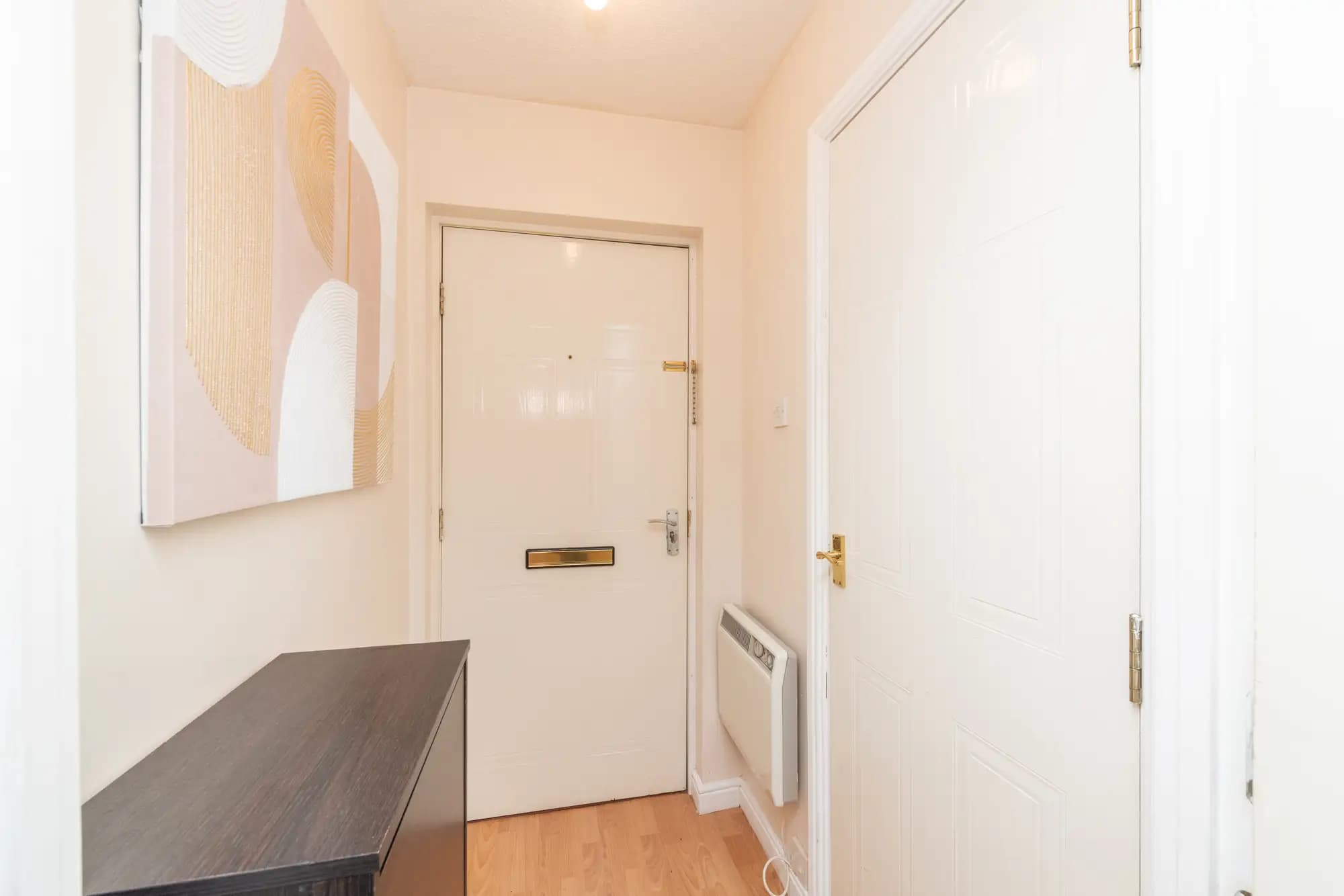 property photo 21 of 32