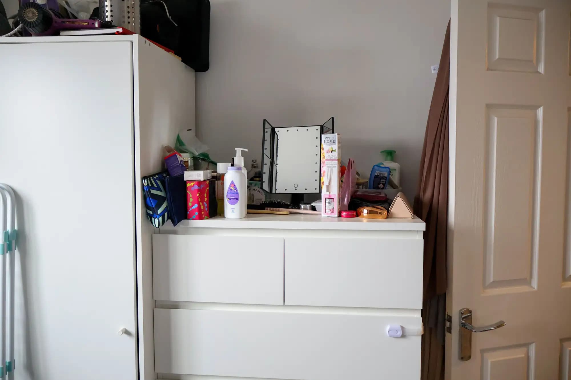 property photo 15 of 18