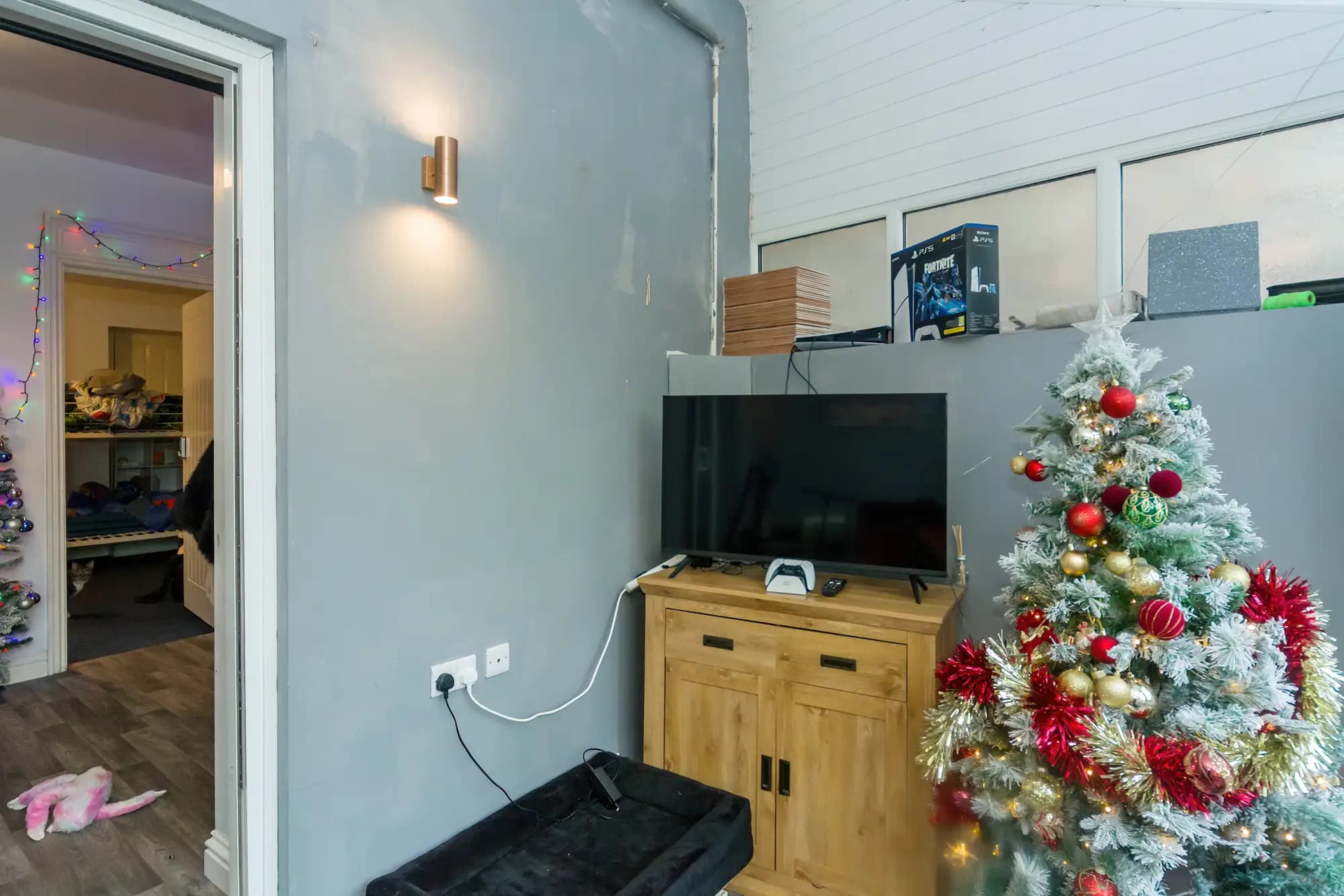 property photo 5 of 38