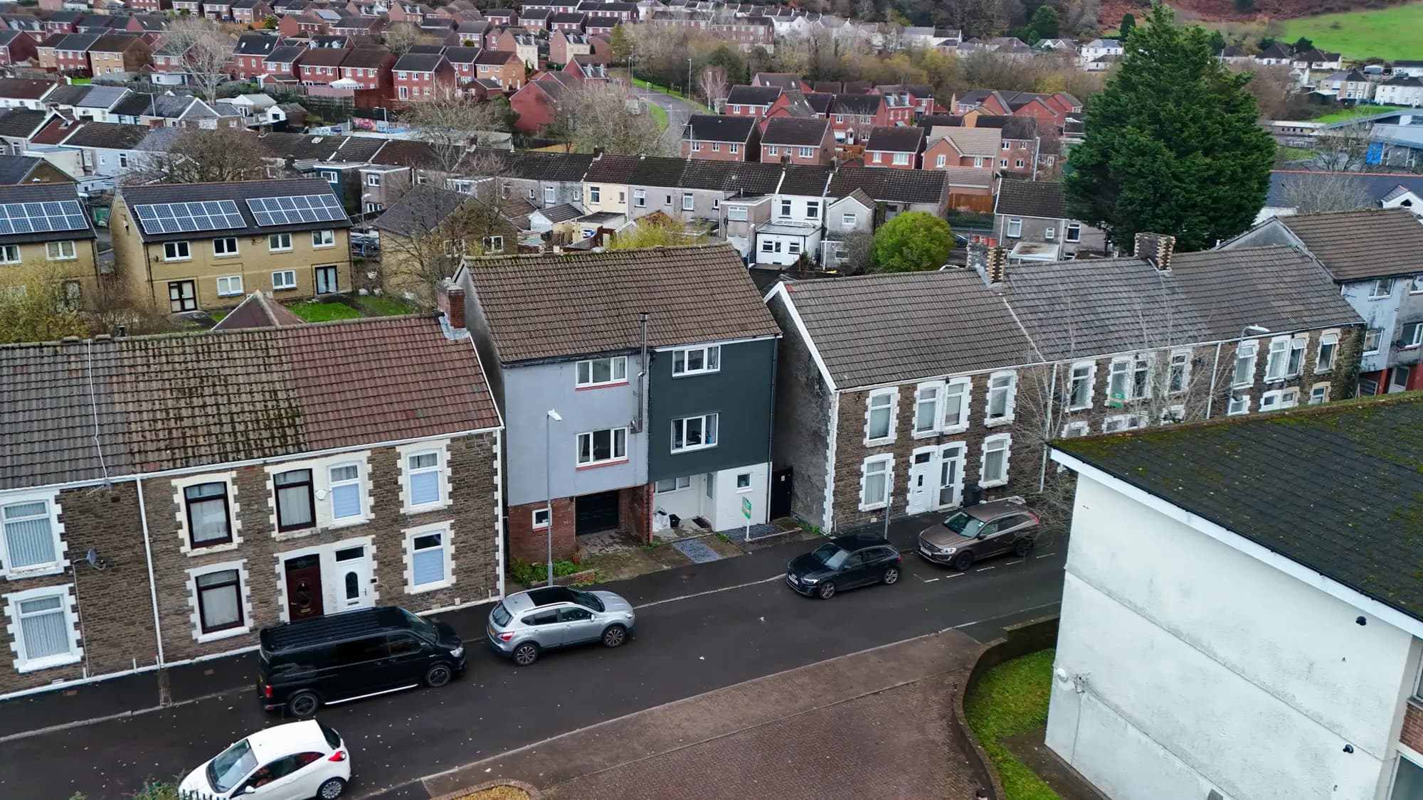 property photo 18 of 21