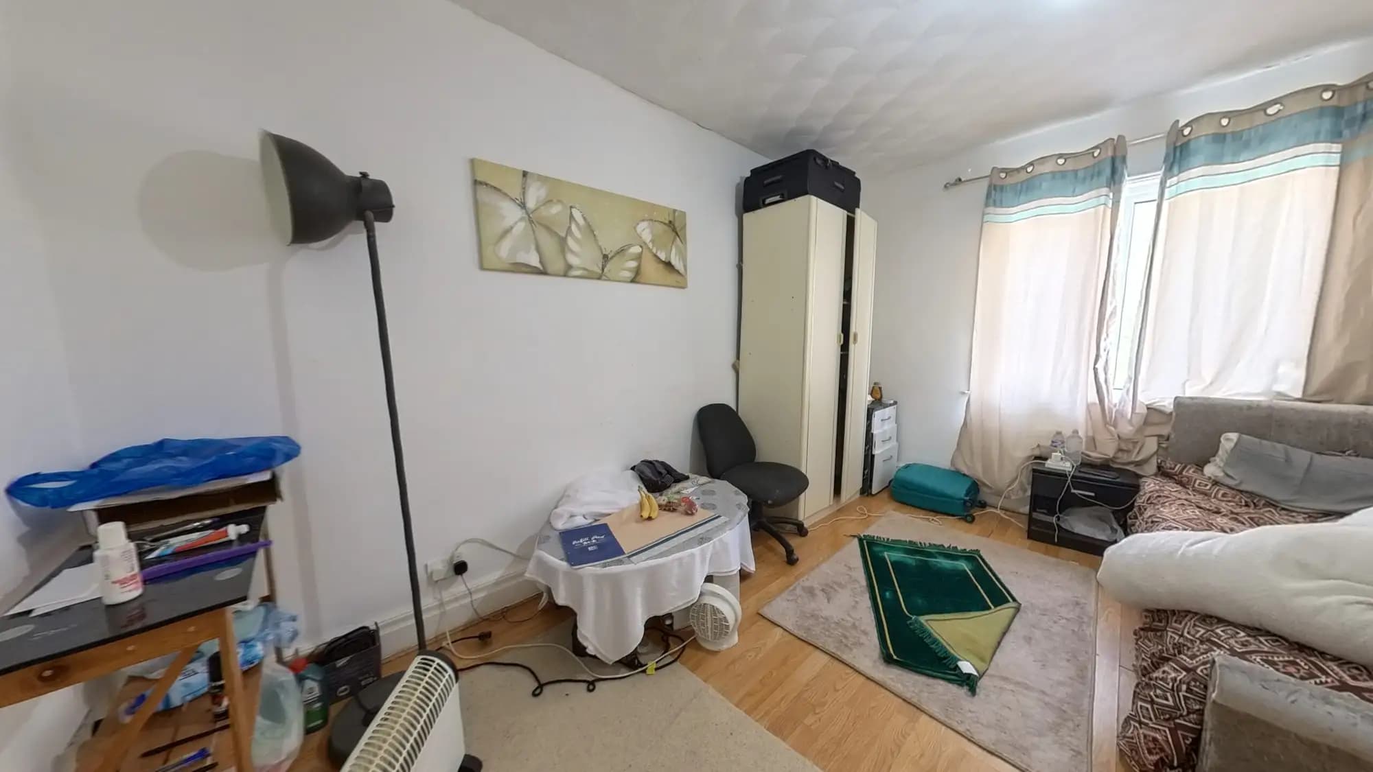property photo 3 of 21