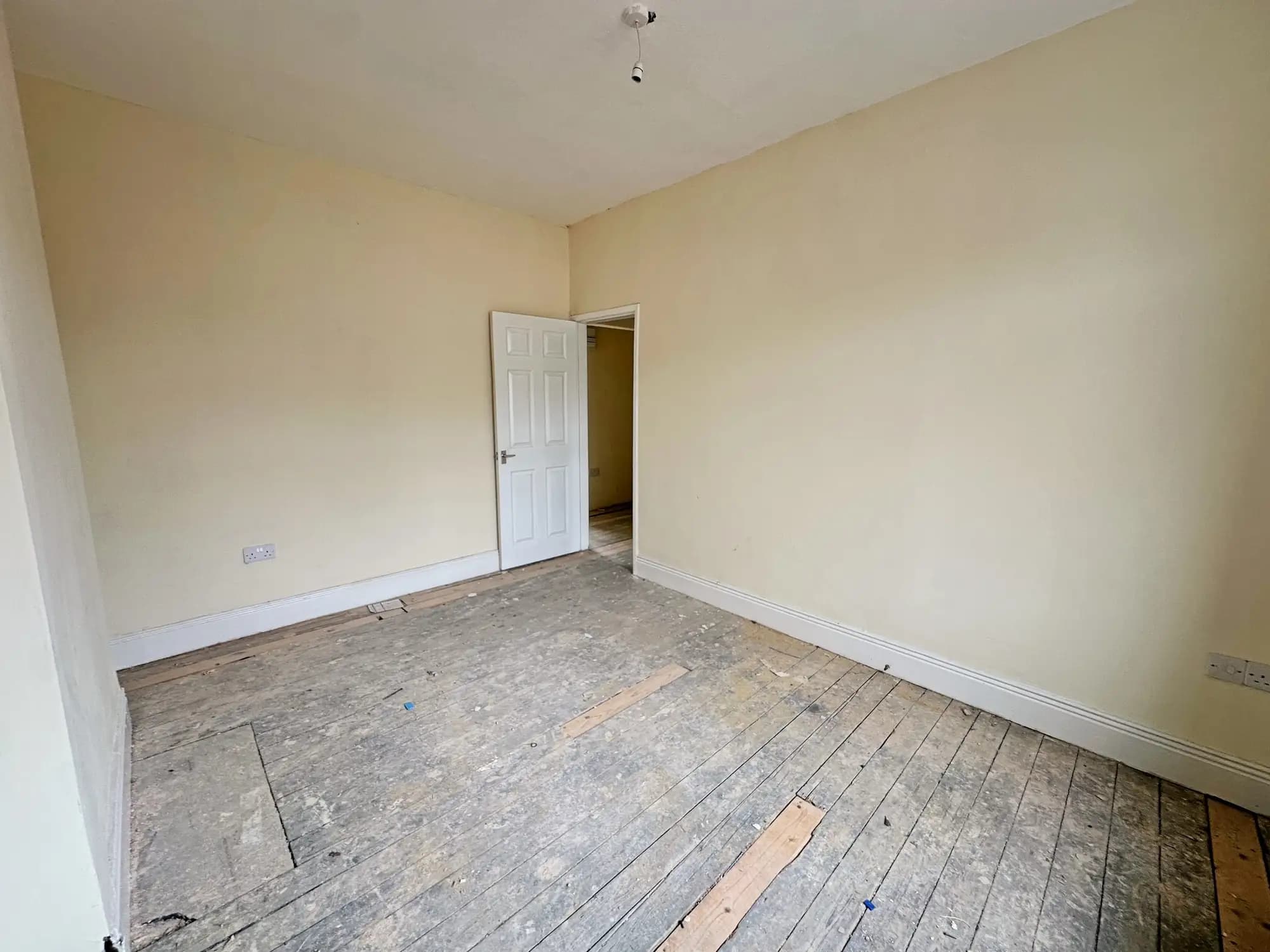 property photo 14 of 22