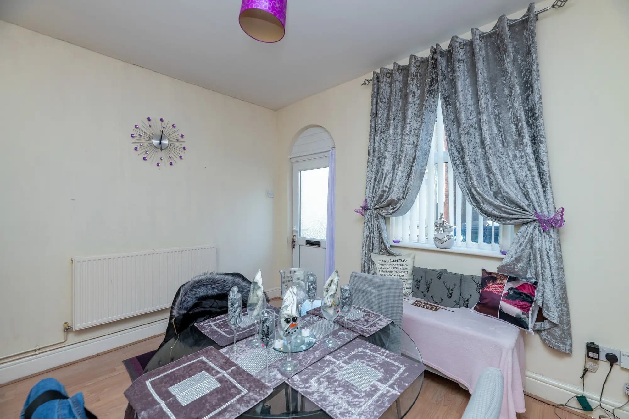 property photo 9 of 23