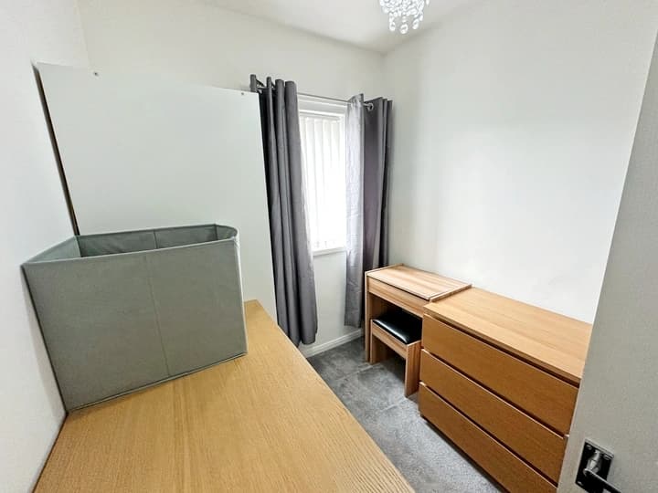 property photo 16 of 25