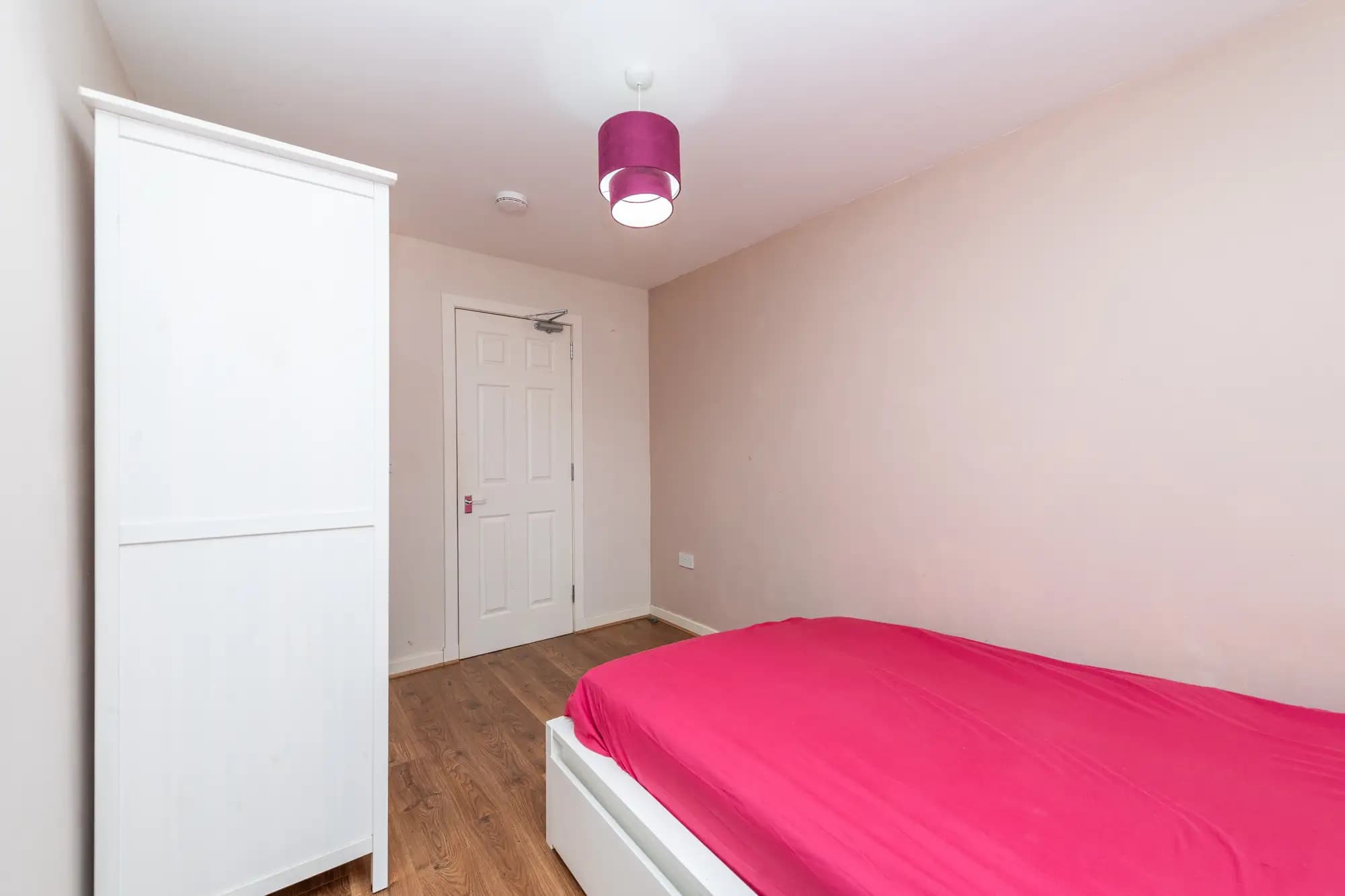 property photo 15 of 26