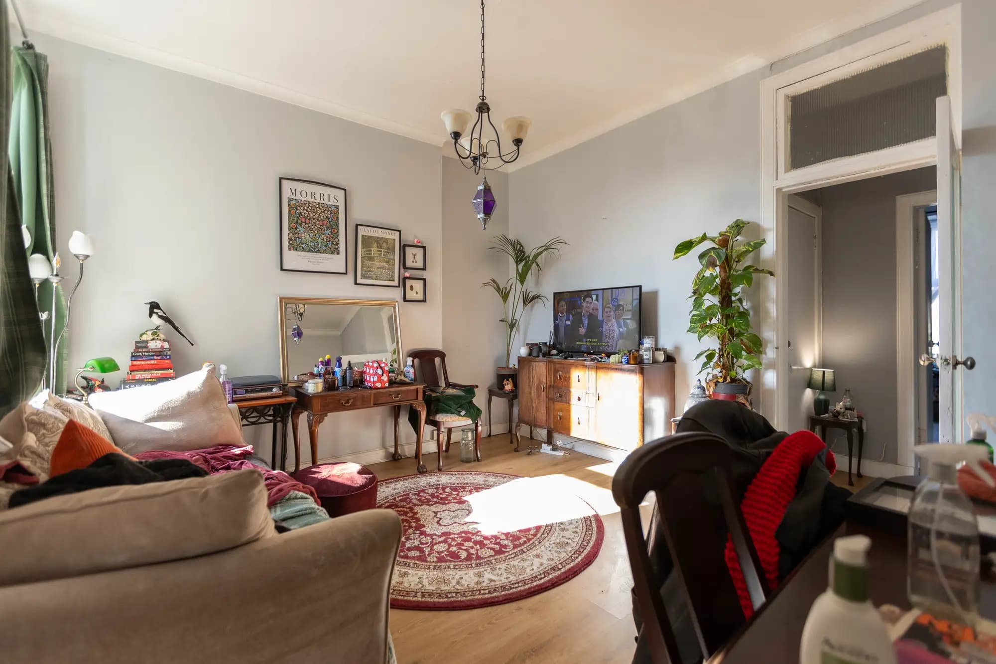 property photo 4 of 17