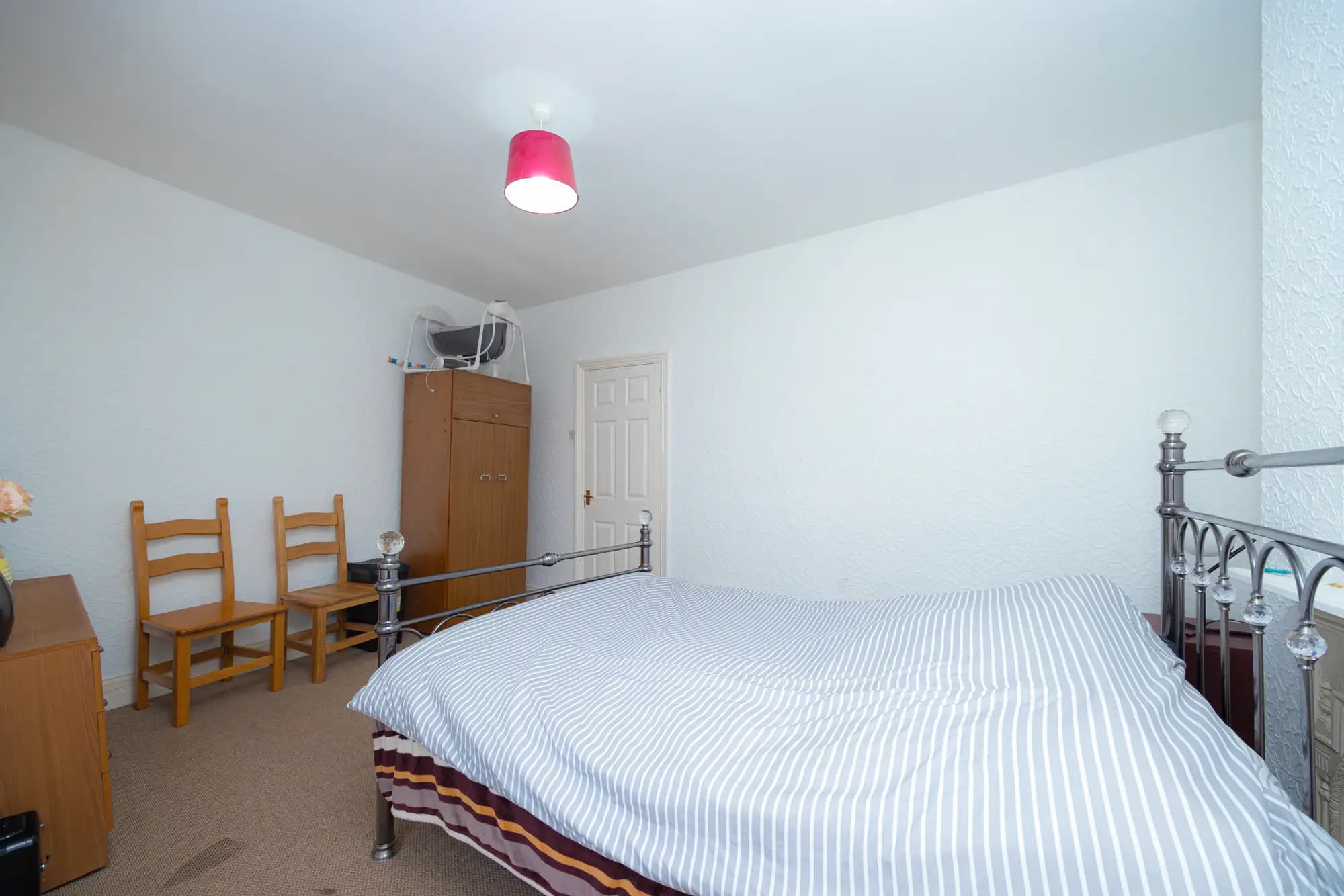 property photo 10 of 15
