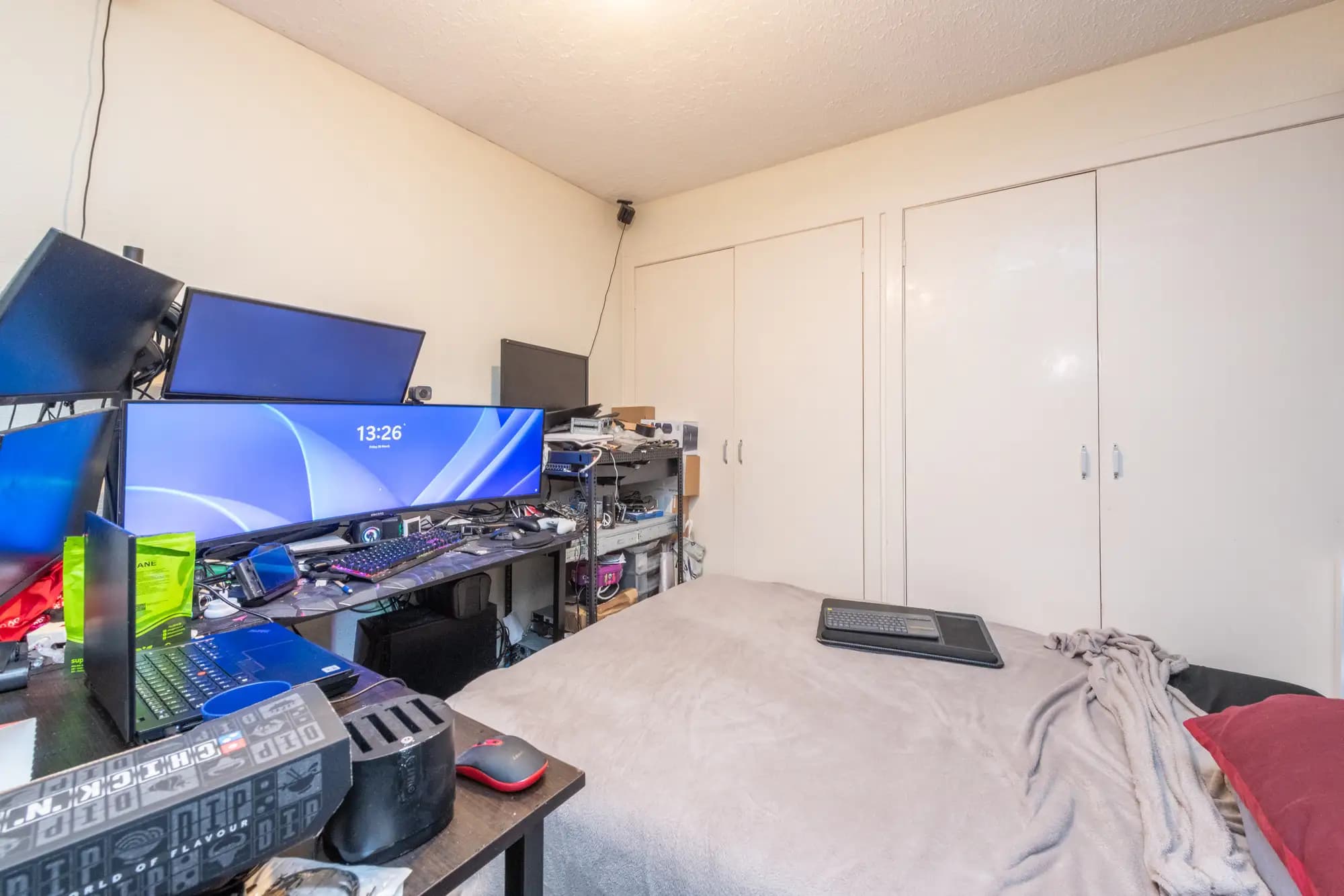 property photo 14 of 20