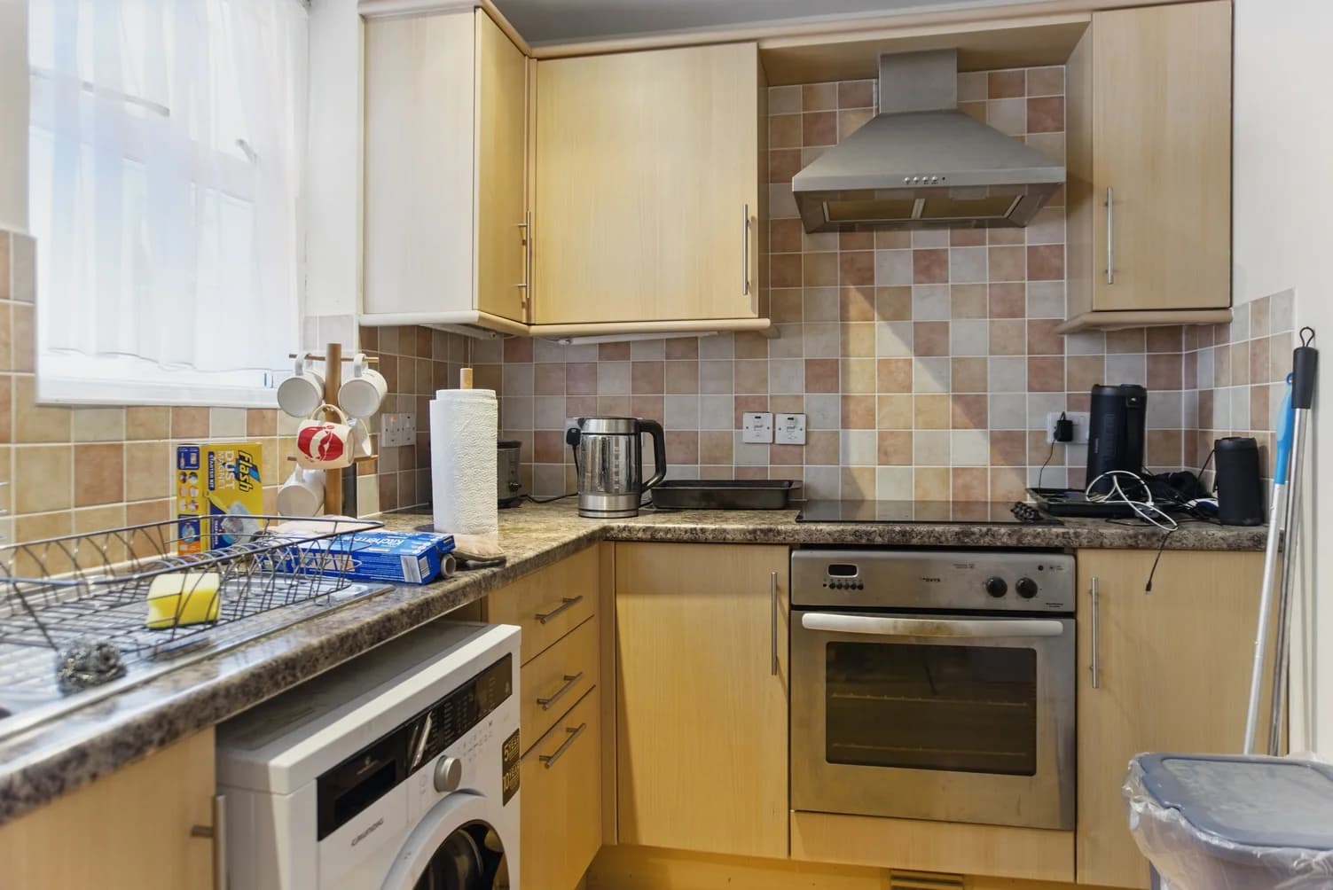 property photo 5 of 16