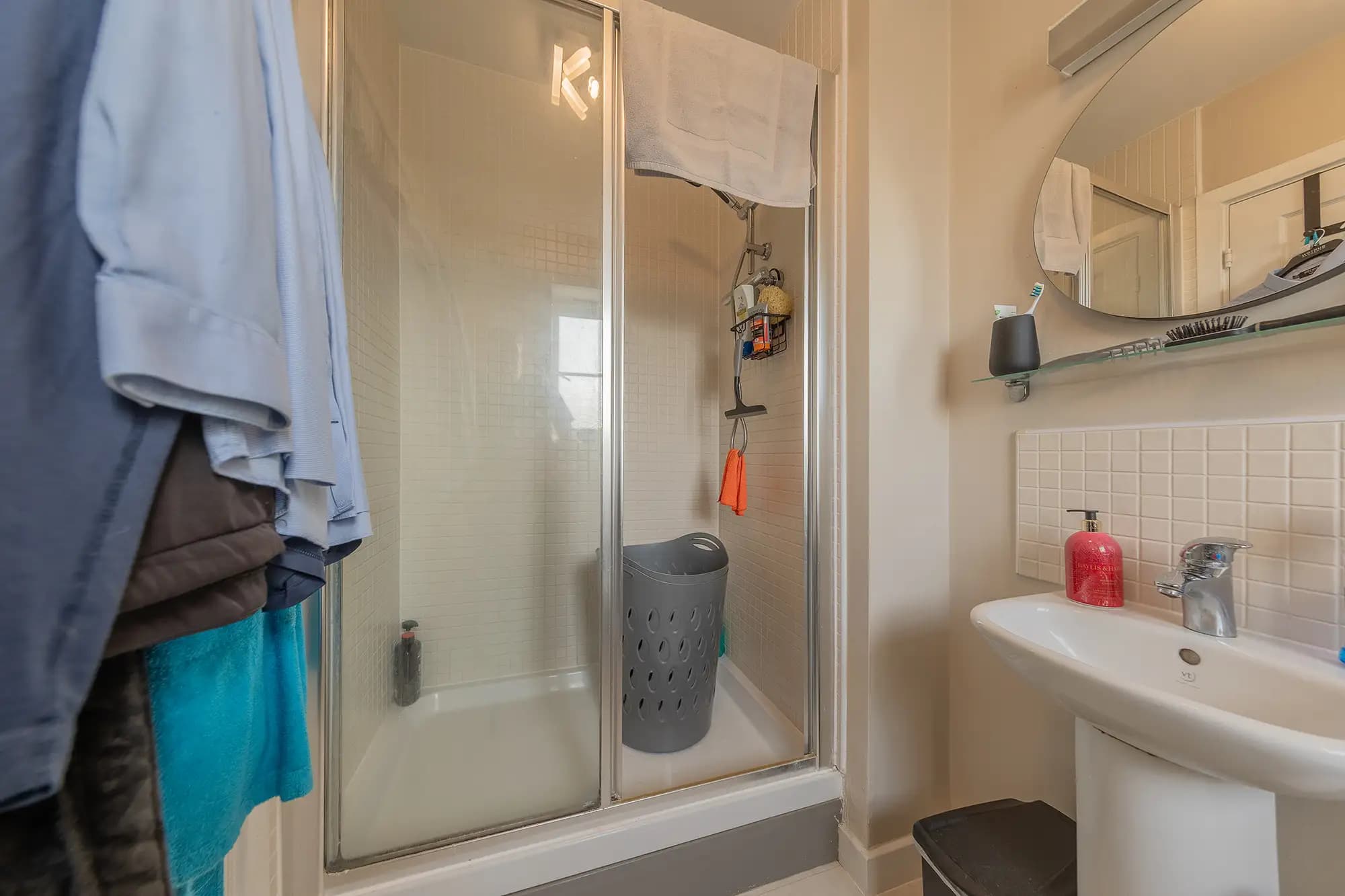 property photo 7 of 23