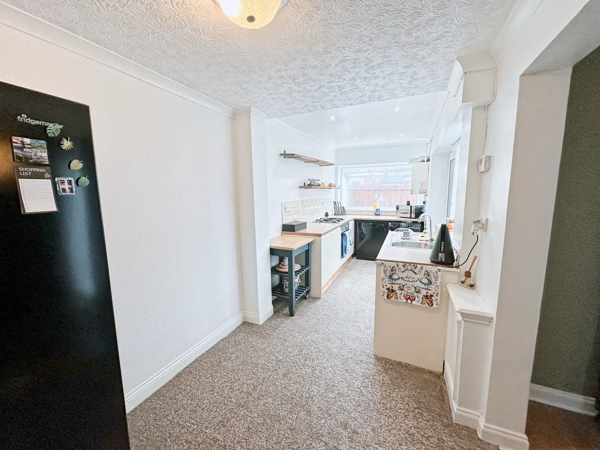 property photo 7 of 28