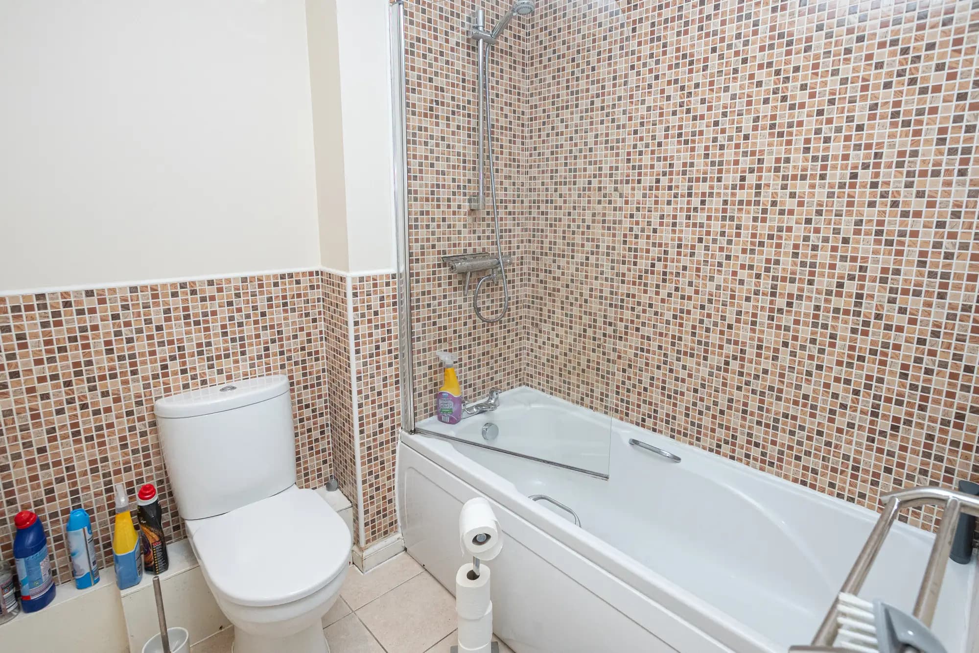 property photo 11 of 27