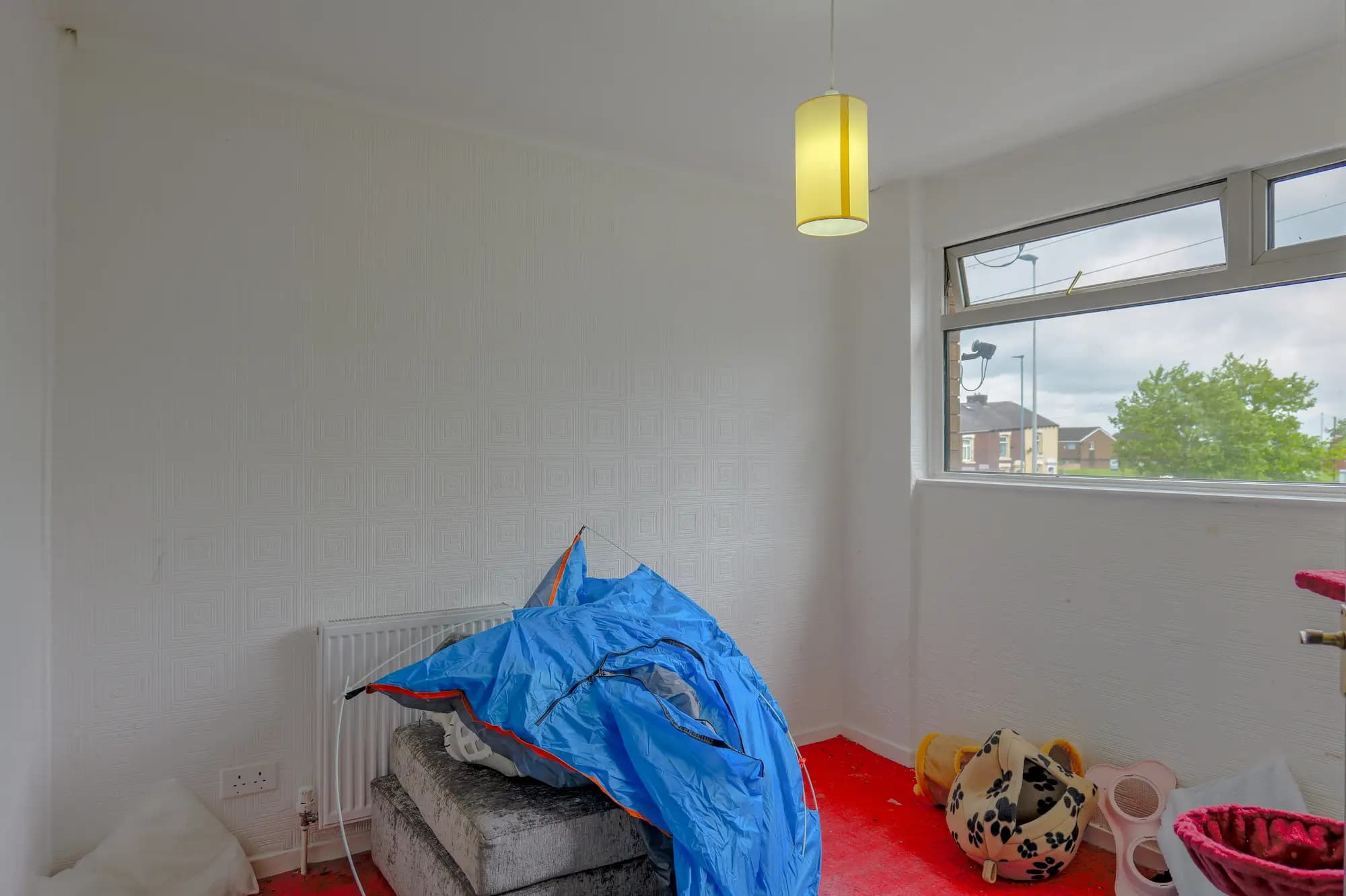 property photo 17 of 31