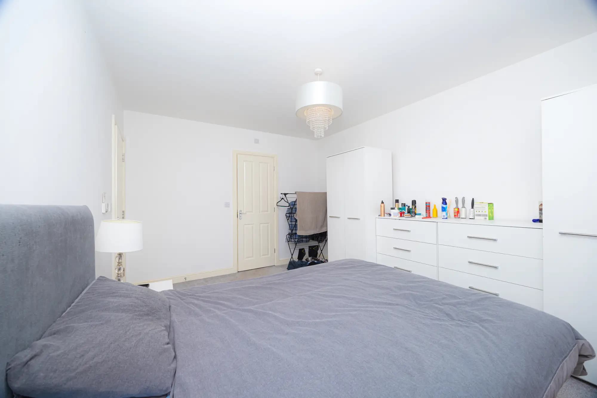 property photo 11 of 22
