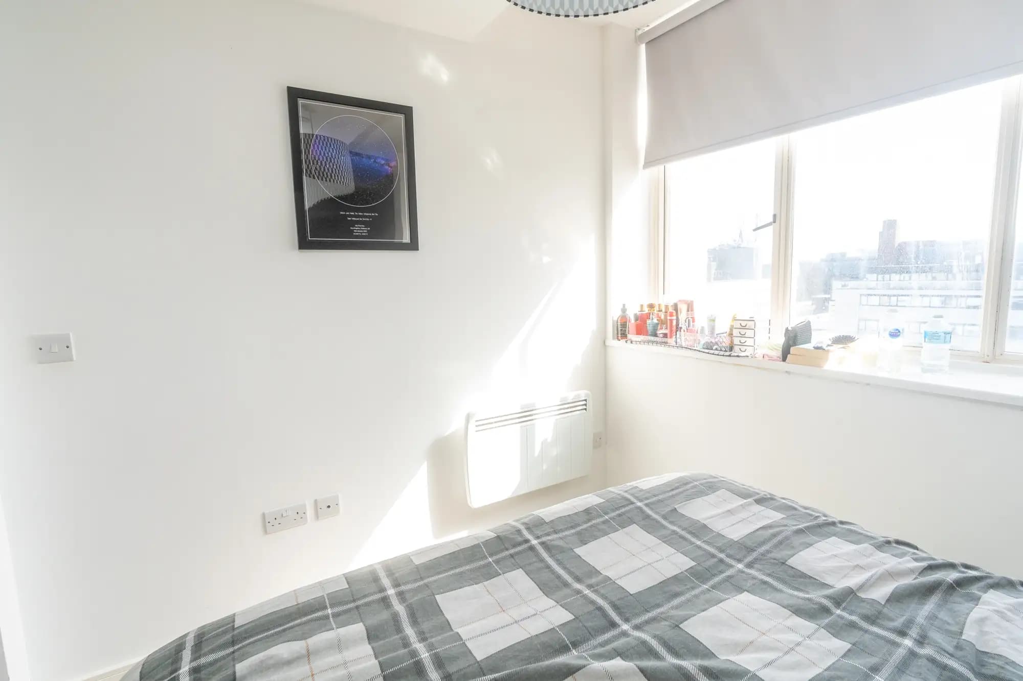 property photo 11 of 15