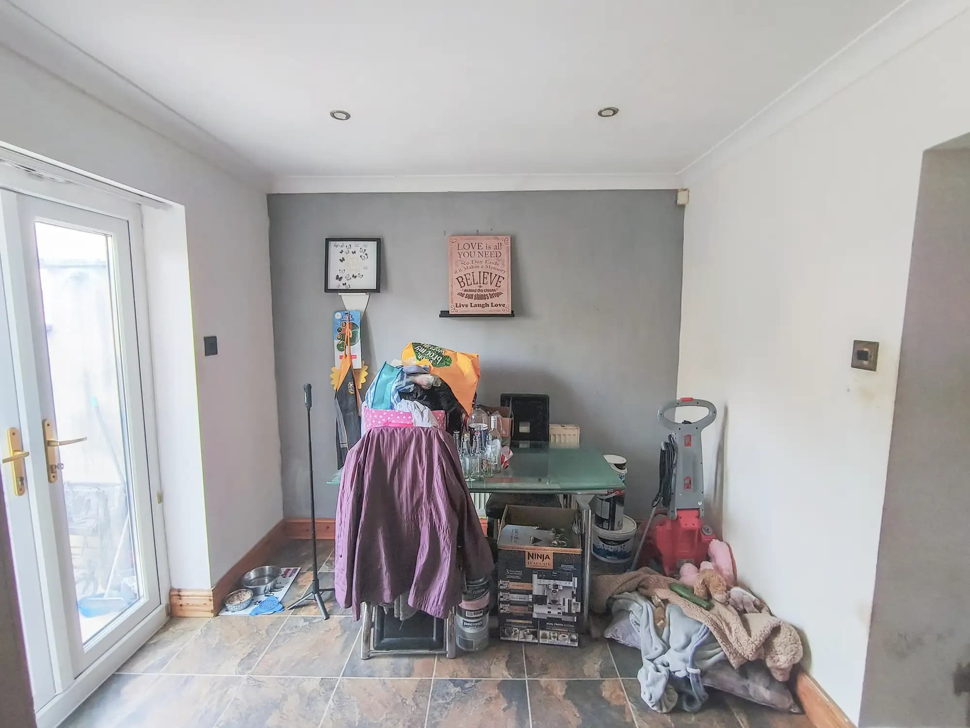 property photo 7 of 15