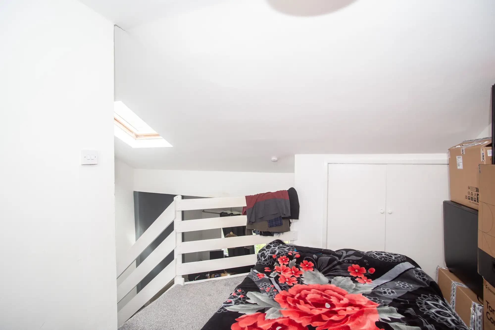 property photo 12 of 19